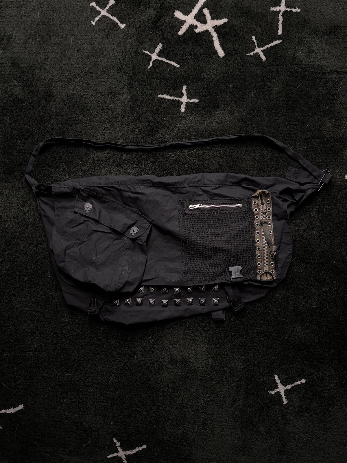 Pre-owned Undercover Ss06 - “t” Studded Mesh Shoulder Messenger Bag In Black