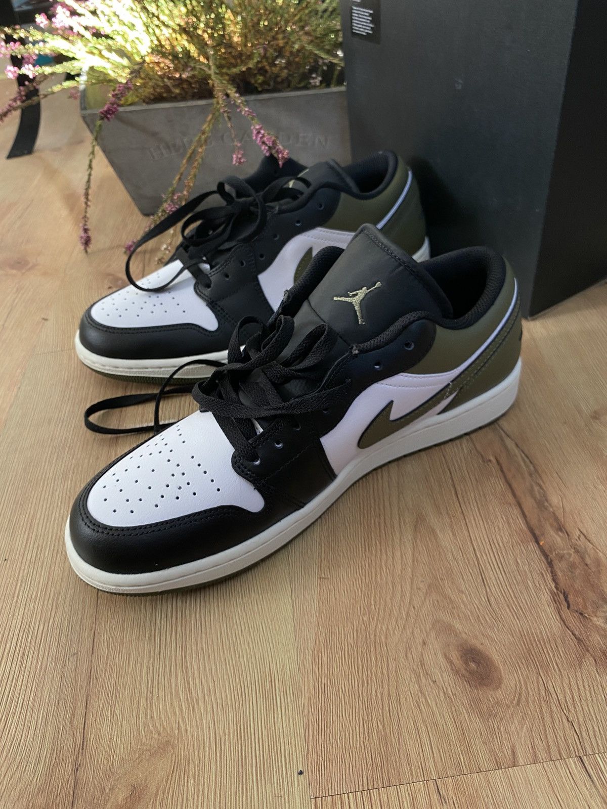 Nike Nike Air Jordan 1 Low Black White Khaki 553558-092 Size US 10 / EU 43 - 2 Thumbnail