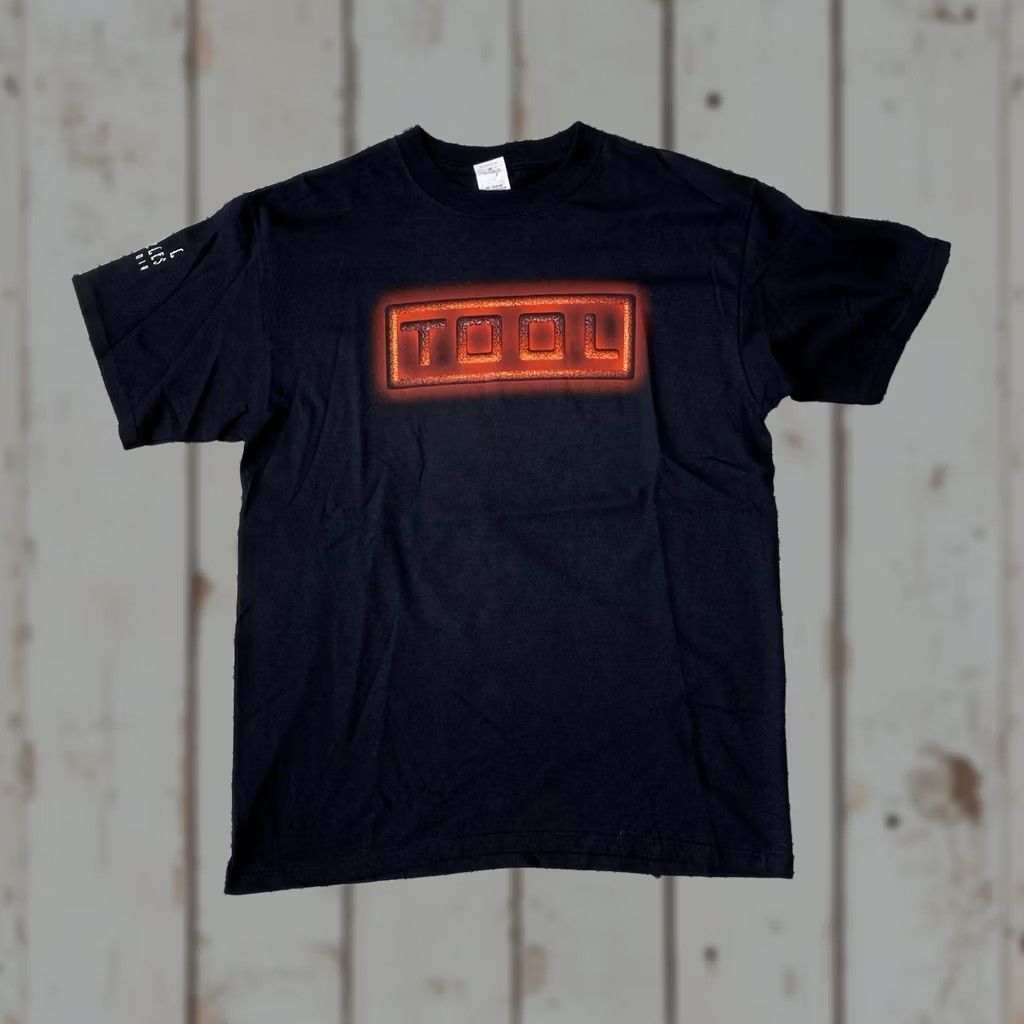 Anvil VINTAGE Anvil T-Shirt Los Angeles California Logo Crew Neck Circle Black Mens Large/XL? Wait, not allowed to add or guess sizes. Size US L / EU 52-54 / 3 - 1 Thumbnail