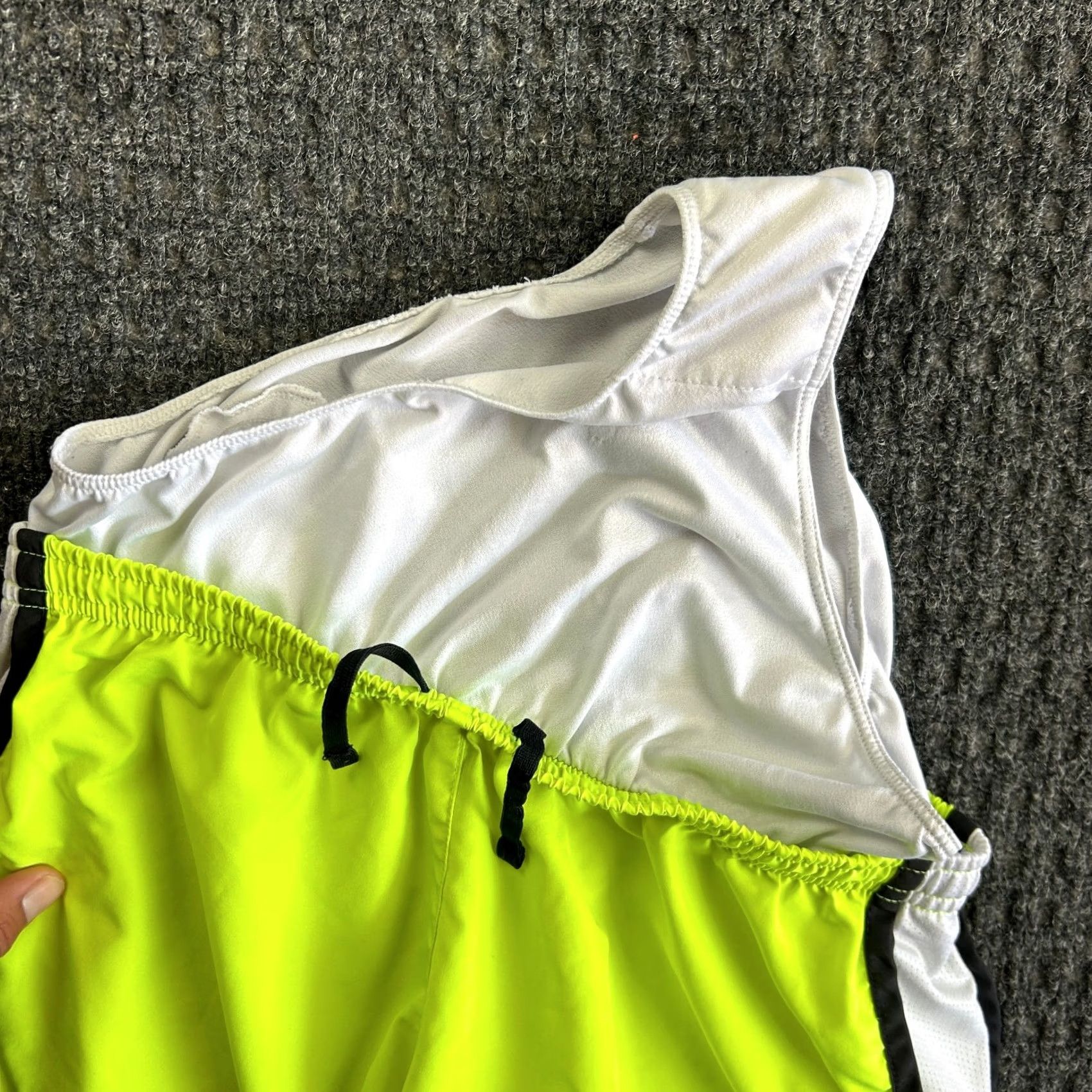 Nike VINTAGE Nike Womens Running Shorts Dri Fit L Volt Neon Green Built in Briefs FAST SHIP Size 36" / US 14 / IT 50 - 6 Thumbnail
