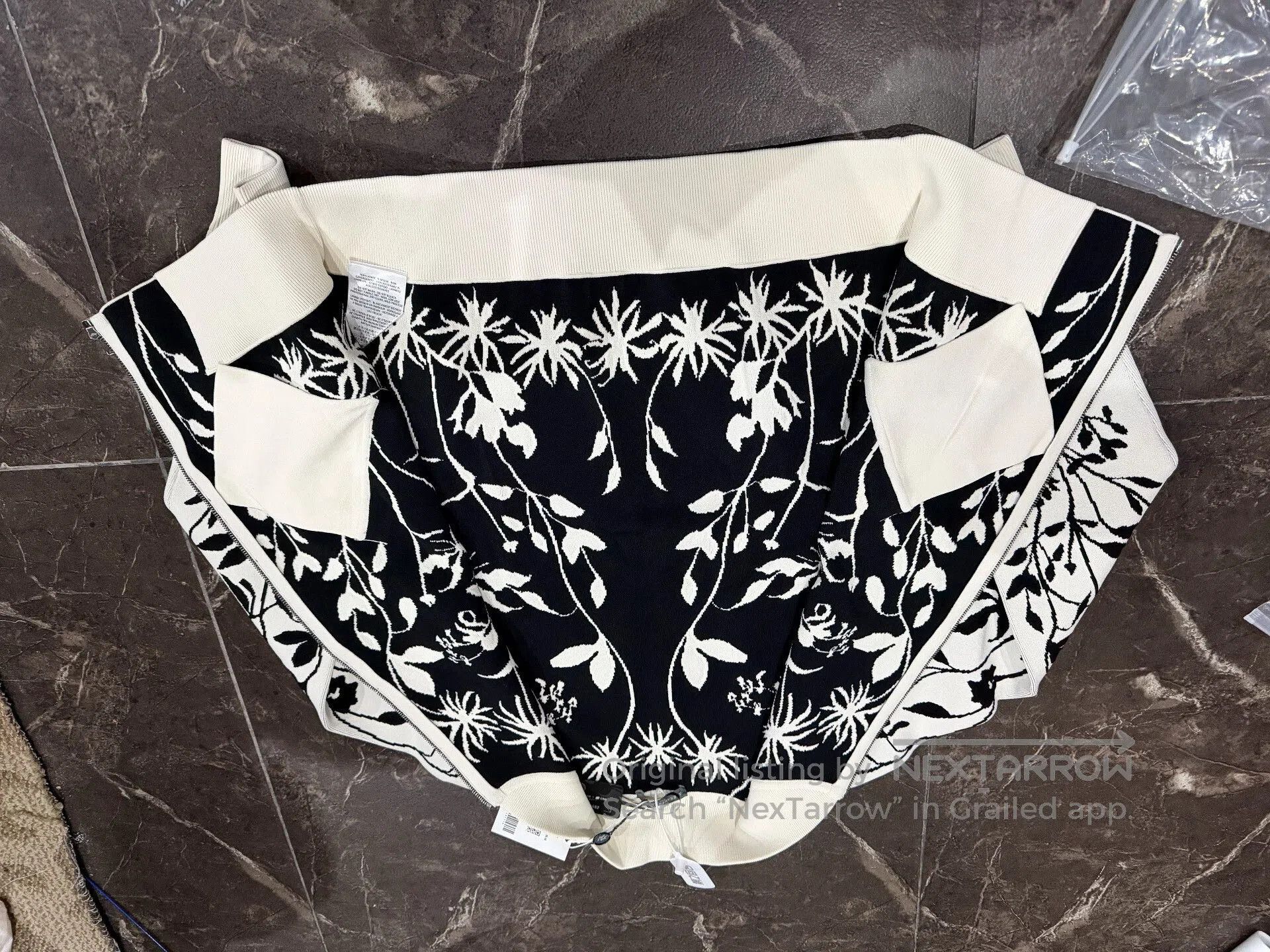 Alexander McQueen Alexander McQueen Slim Embroidered Set. Size US M / EU 48-50 / 2 - 4 Thumbnail