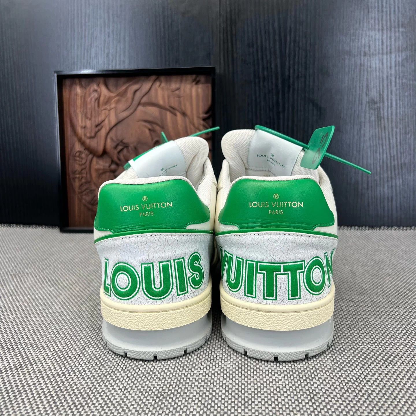 Louis Vuitton LV Trainer White Green Velcro 8.5 US 99 New Size US 9.5 / EU 42-43 - 6 Thumbnail