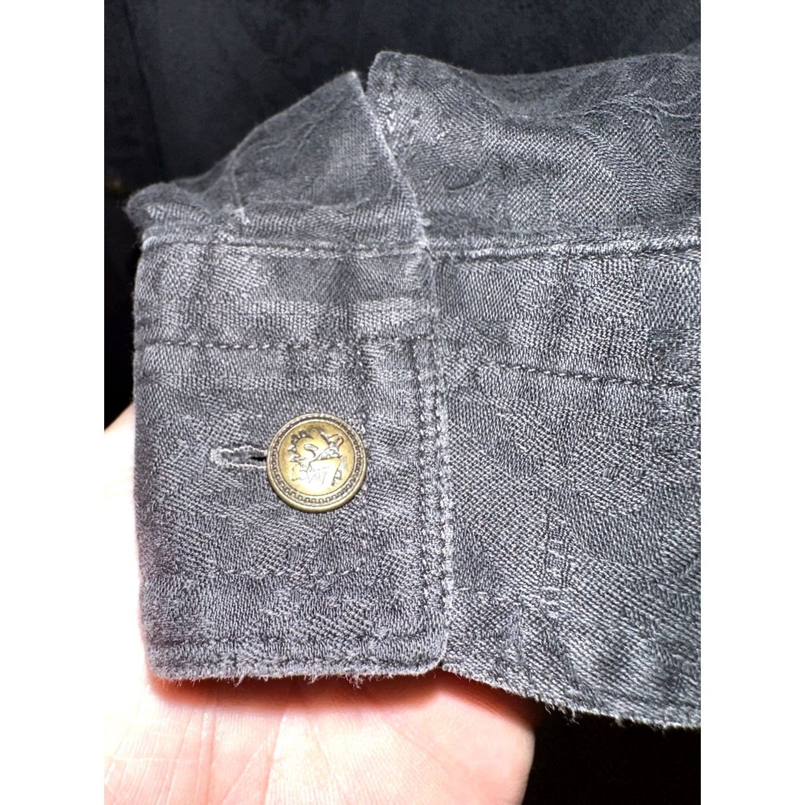 Versace VINTAGE Versace Classic Button-Up Shirt Men XL Black 90s Long Sleeve Collared Size US XL / EU 56 / 4 - 7 Thumbnail