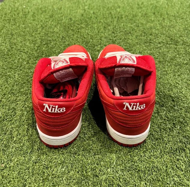 Nike SB Size 8.5- Nike SB Dunk Low Verdy Girls Don't Cry Size US 8.5 / EU 41-42 - 3 Thumbnail