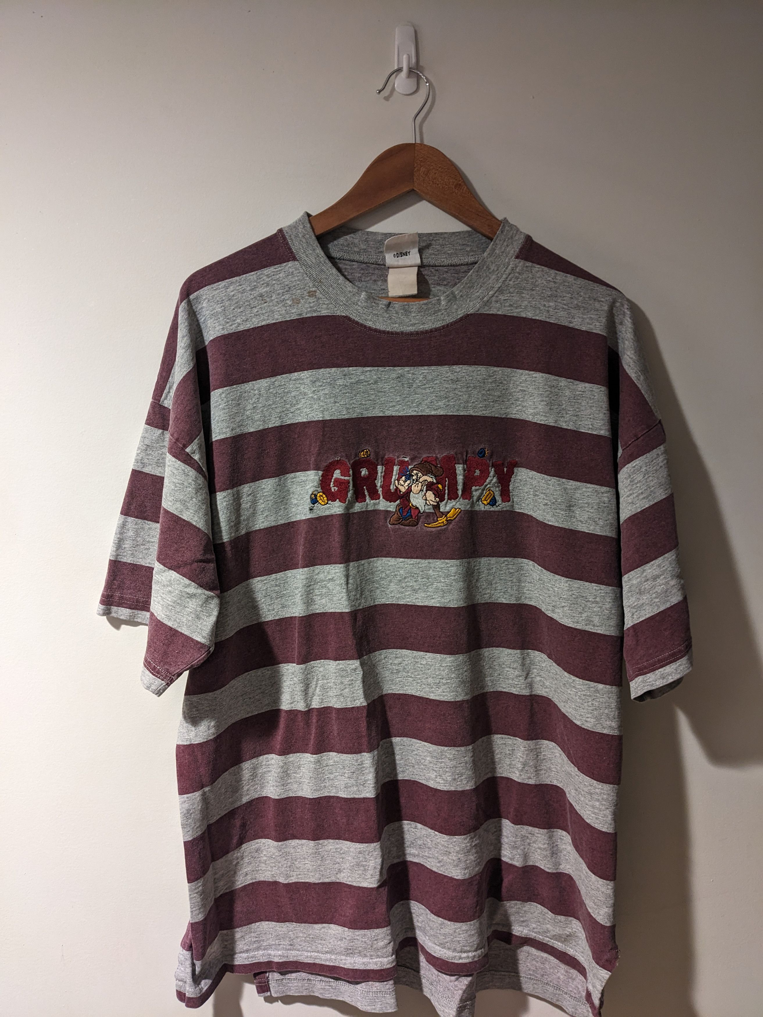 Disney × Vintage Vintage 90s Grumpy Snow White and the Seven Dwarfs T-Shirt Size US XXL / EU 58 / 5 - 1 Thumbnail