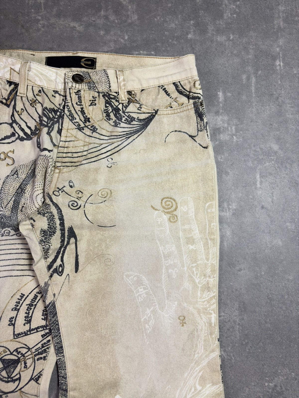 Just Cavalli AW03 Just Cavalli Astrology Zodiac Printed Denim Jeans 28 Size US 28 / EU 44 - 8 Thumbnail