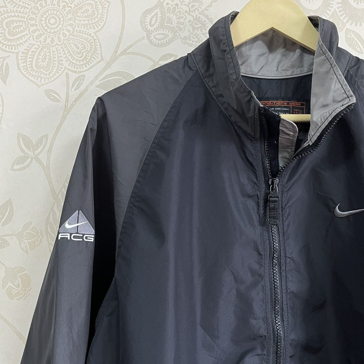 Nike Nike ACG All Condition Gear Light Jacket Size US L / EU 52-54 / 3 - 5 Thumbnail