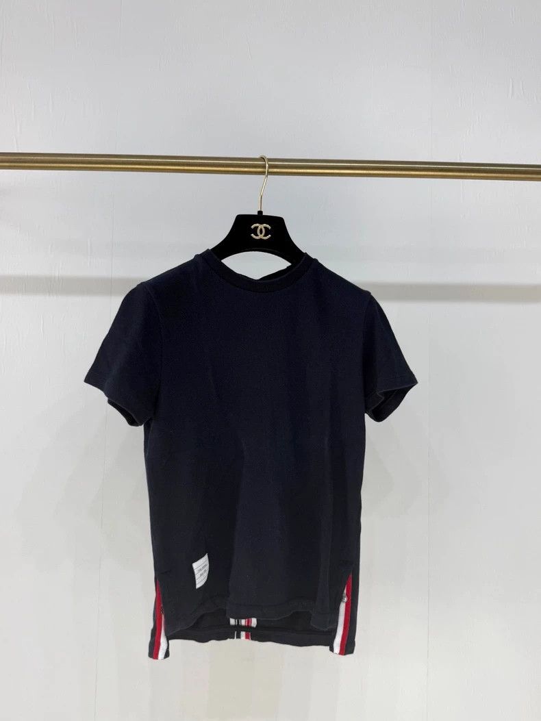 Thom Browne Thom Browne T-shirt, short sleeve shirt Size XS / US 0-2 / IT 36-38 - 2 Thumbnail