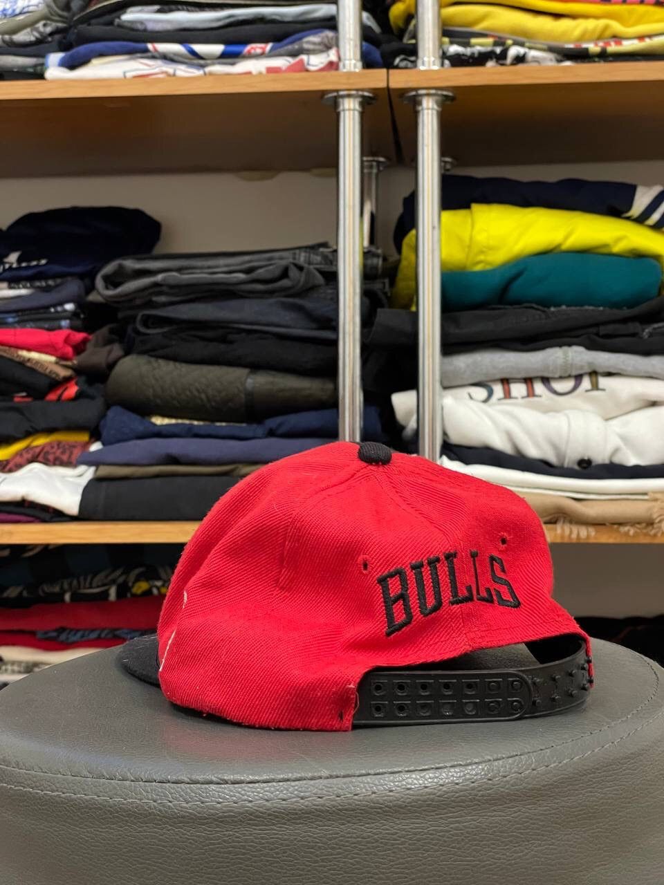 NBA × Vintage Chicago Bulls Vintage NBA snap back cap hat Size ONE SIZE - 4 Thumbnail