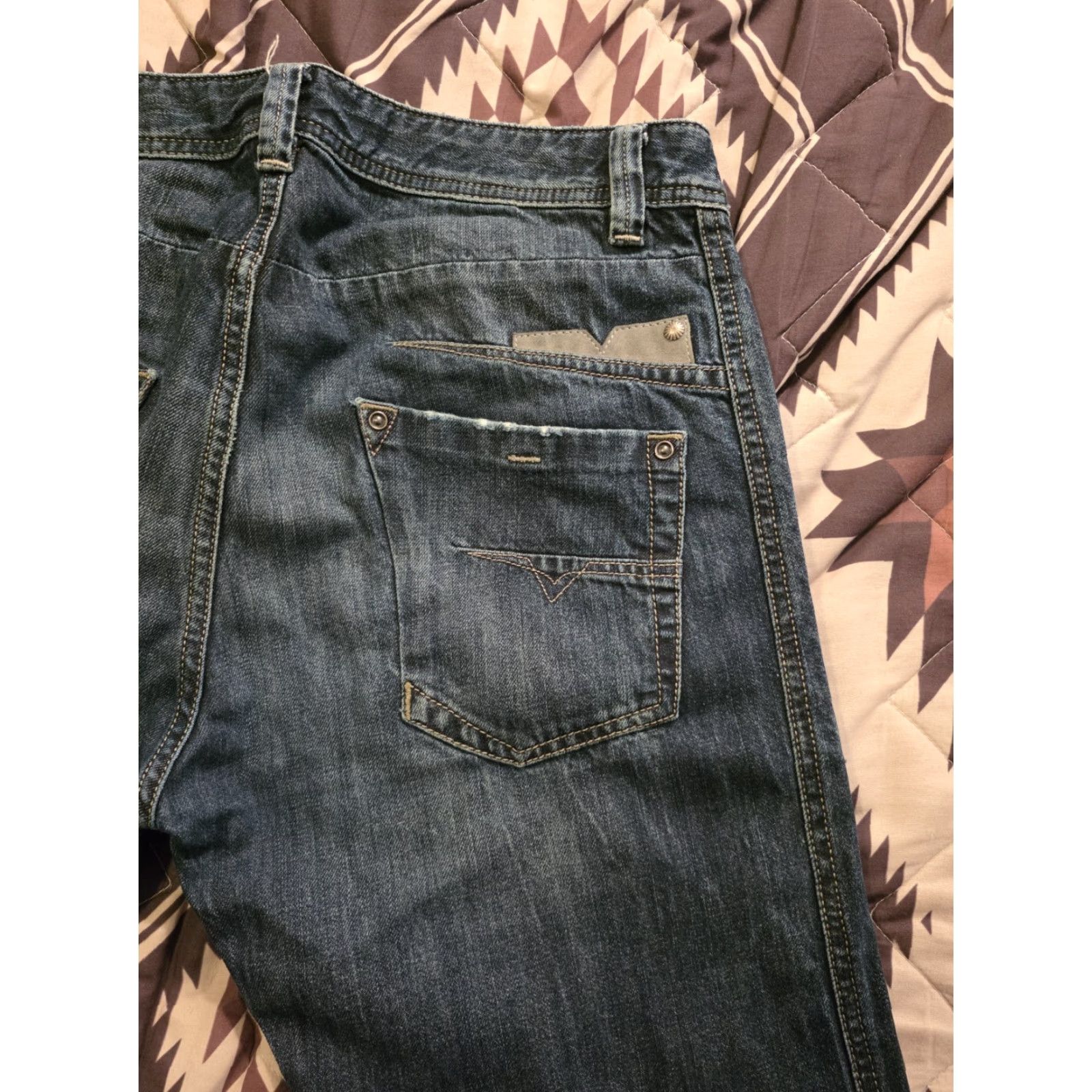Diesel VINTAGE Diesel Darron Regular Slim Tapered Jeans Mens 30x34 Blue Distressed Denim Cotton Jeans Slim Tapered Mid Rise 30 34 Mens Size US 30 / EU 46 - 4 Thumbnail