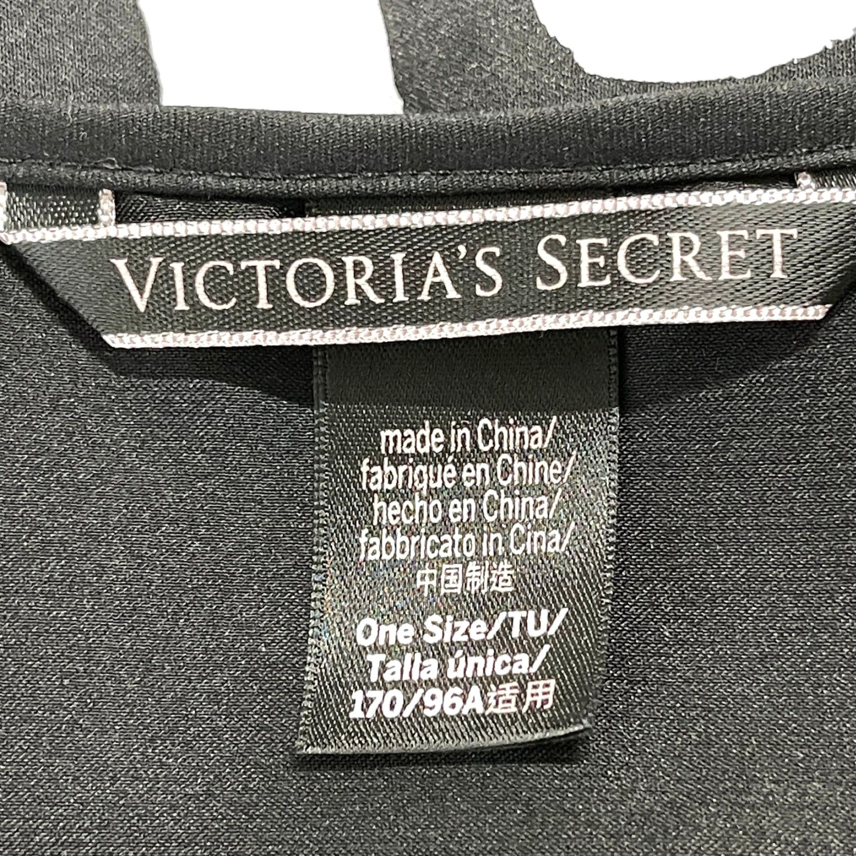 Victoria's Secret Victorias Secret Robe Black Short Sleeve ONE SIZE Love Graphic on Back Womens Size 42" / US 20 - 3 Thumbnail