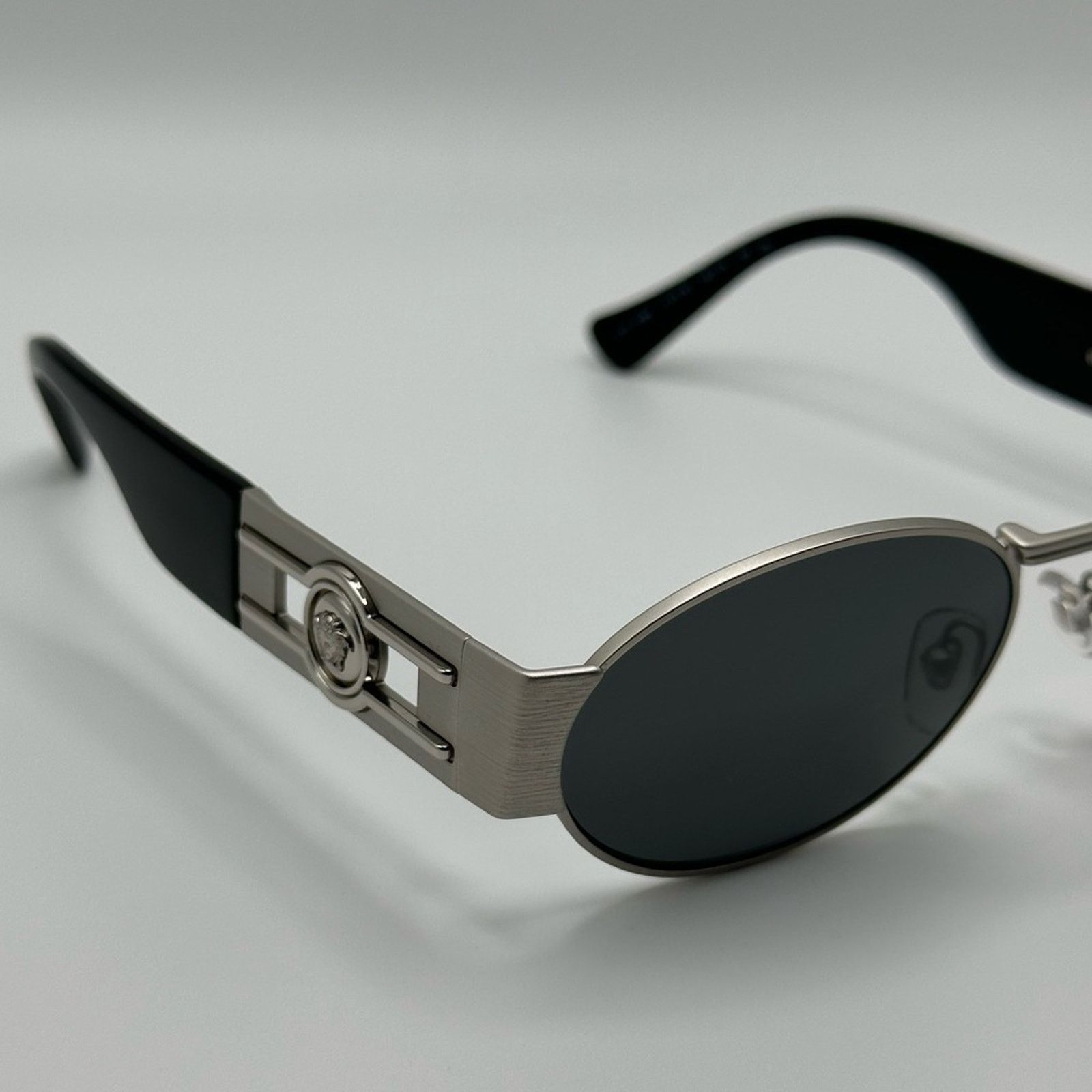 Versace NEW VERSACE VE2264 151387 Silver Dark Grey Unisex Sunglasses Size ONE SIZE - 7 Thumbnail