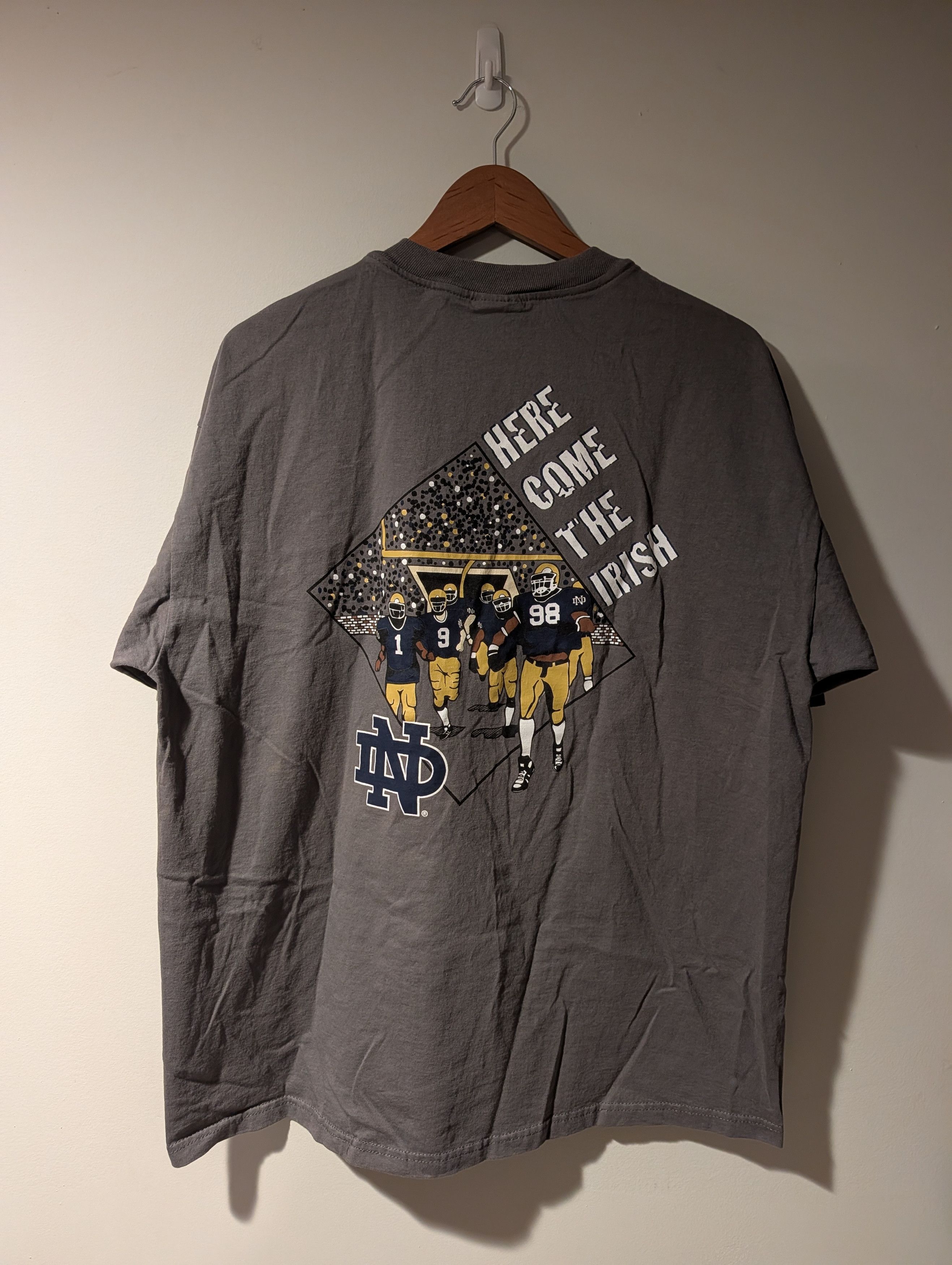 NCAA Vintage 90s Champion Notre Dame Football Shirt Here Come Size US XL / EU 56 / 4 - 1 Thumbnail