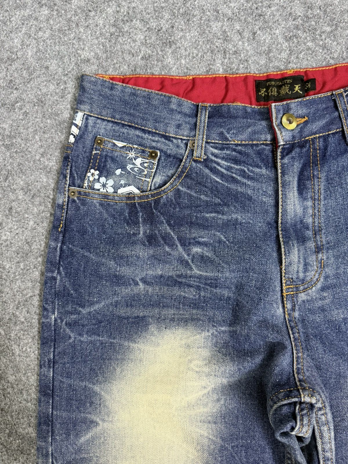 Karakuri Tamashii A4 Double Gold Koi Fish Embroidered Denim Size US 31 - 4 Thumbnail