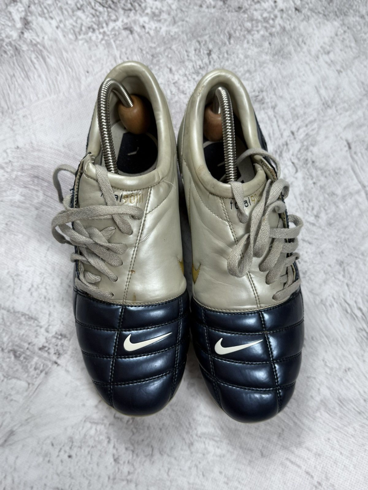 Nike × Vintage Nike Total 90 III FG Blue/White cleats mens 2005 Size US 9.5 / EU 42-43 - 5 Thumbnail