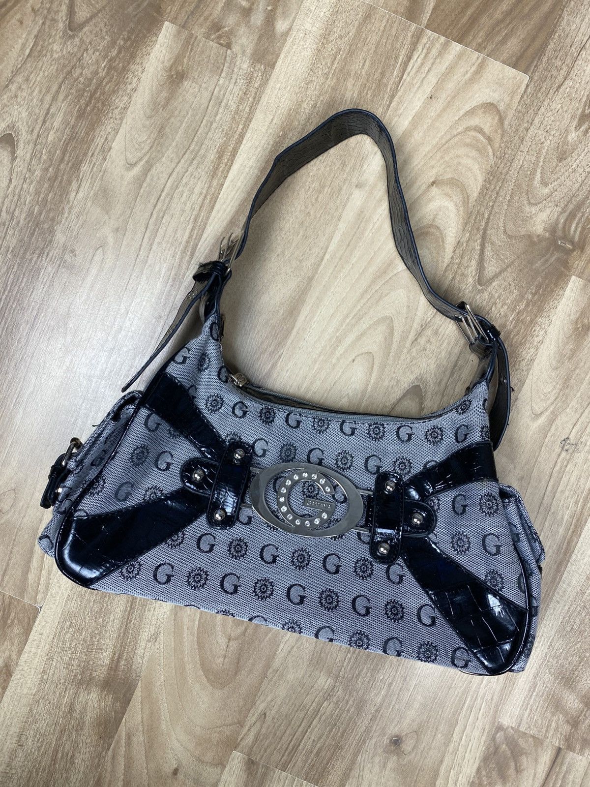 Guess Avant Garde Gamaya Monogram Bags Type Guess Style Y2K Size ONE SIZE - 1 Thumbnail