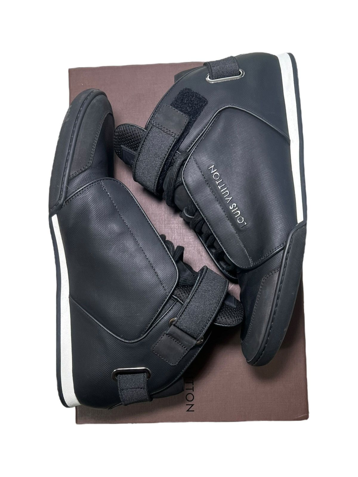 Louis Vuitton Louis Vuitton Black Leather High Top Sneakers Size US 7.5 / EU 40-41 - 3 Thumbnail