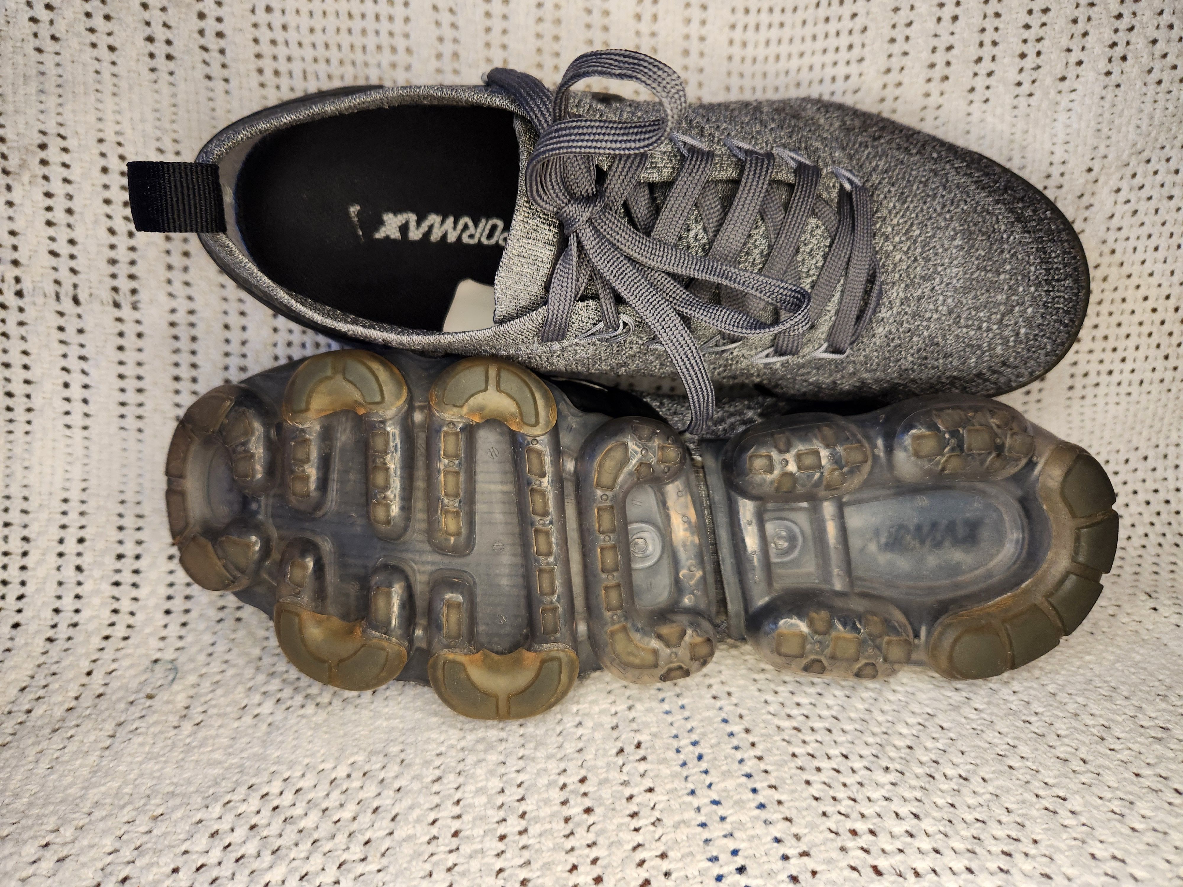 Nike FLYKNIT VAPORMAX Size US 10.5 / EU 43-44 - 8 Thumbnail