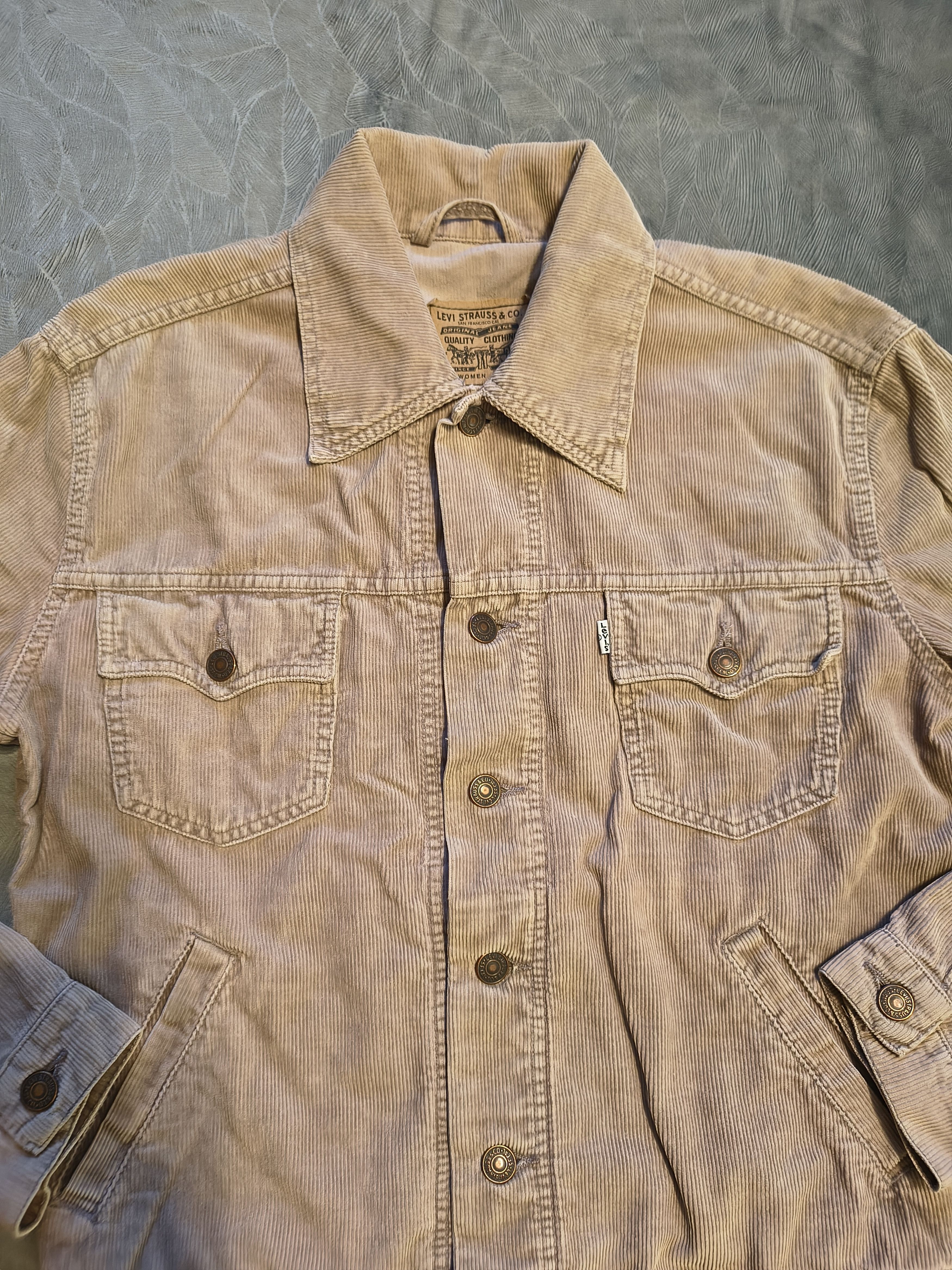 Levi's Levi's Women's Corduroy Trucker Jacket -Made in Italy (1995) Size L / US 10 / IT 46 - 4 Thumbnail