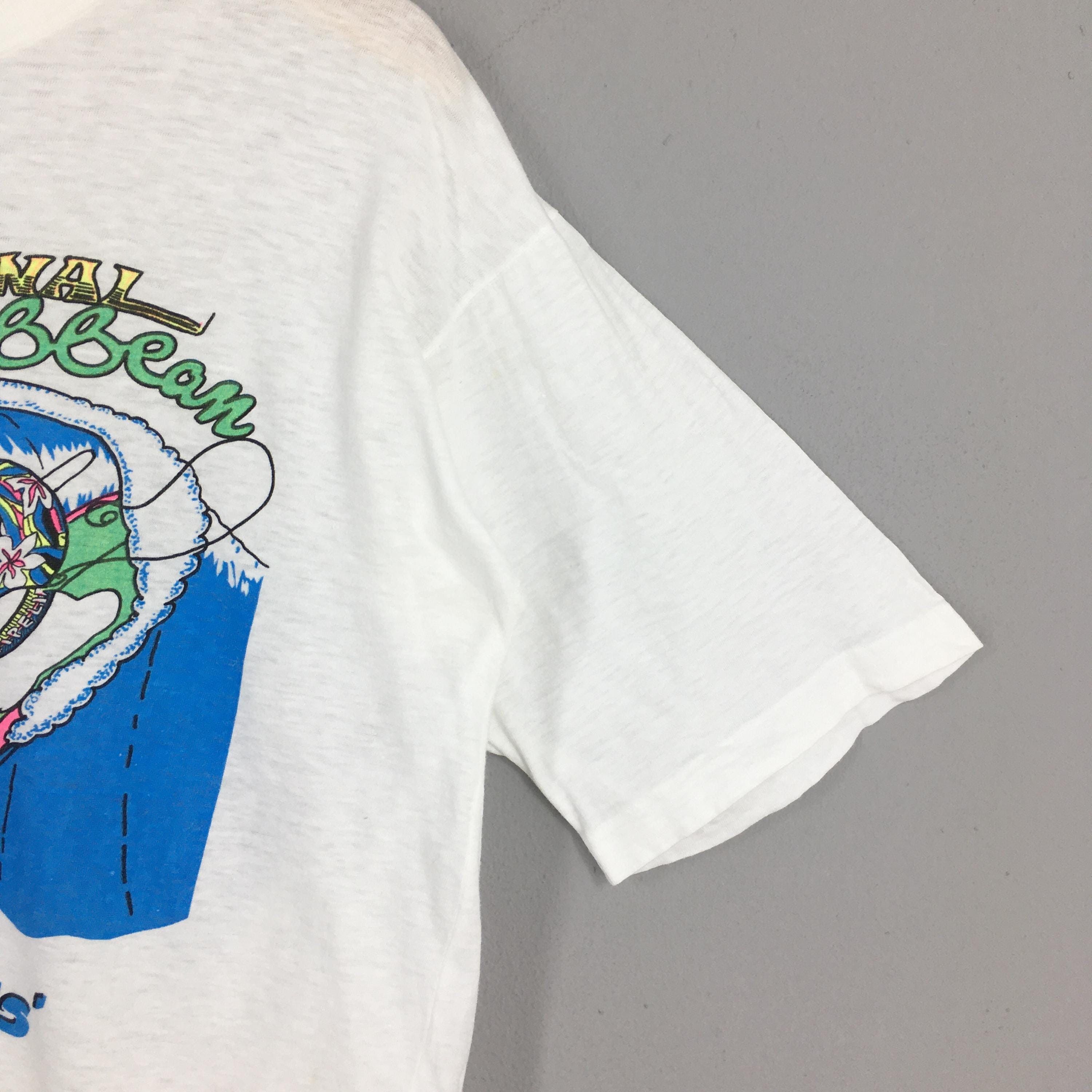Vintage Vintage Jump The Caribbean White Tshirt Small Size US S / EU 44-46 / 1 - 4 Thumbnail