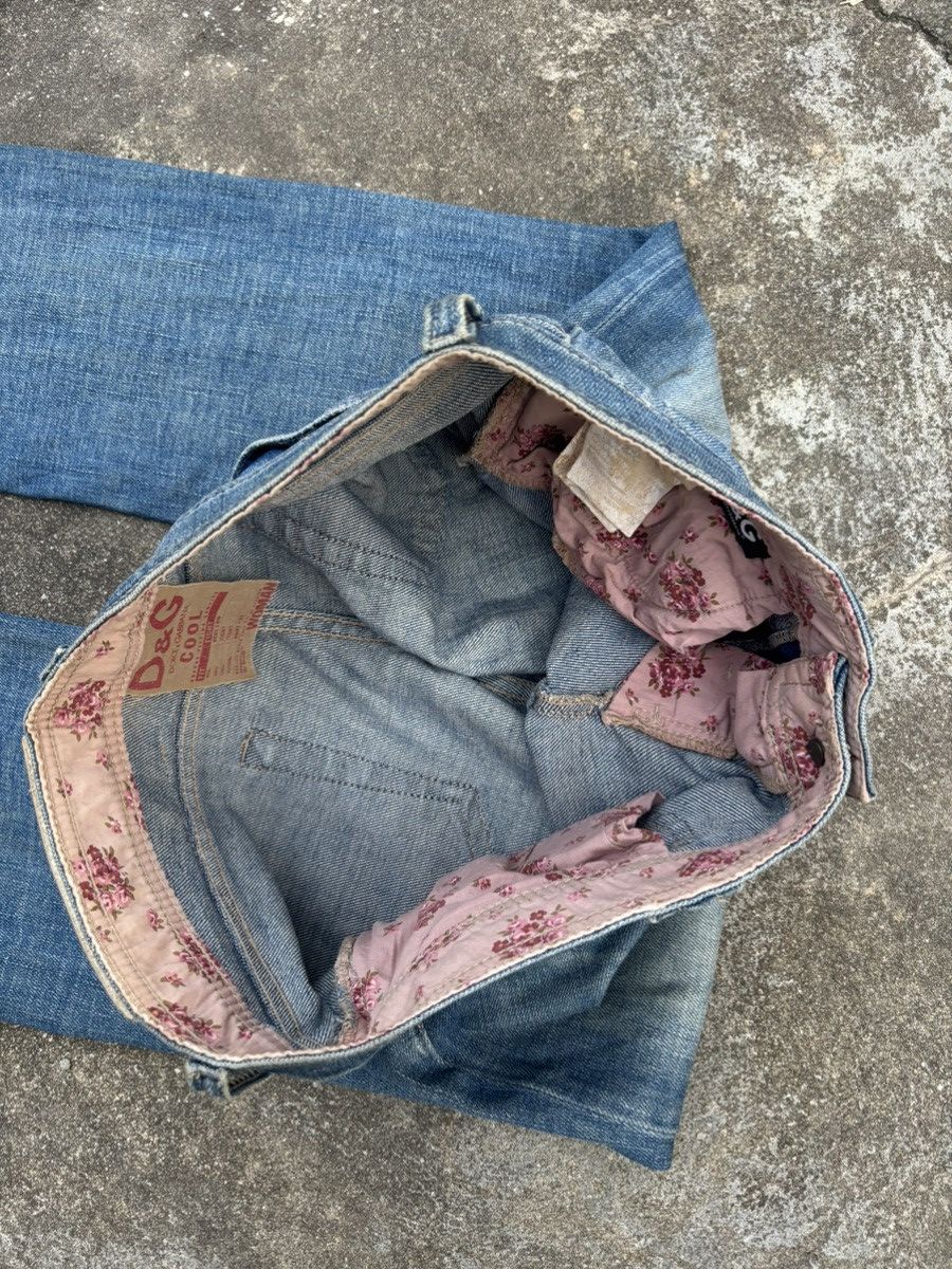 Dolce & Gabbana Vintage Dolce & Gabbana Cool Denim Devotees Belted Jeans Size 28" / US 6 / IT 42 - 11 Thumbnail