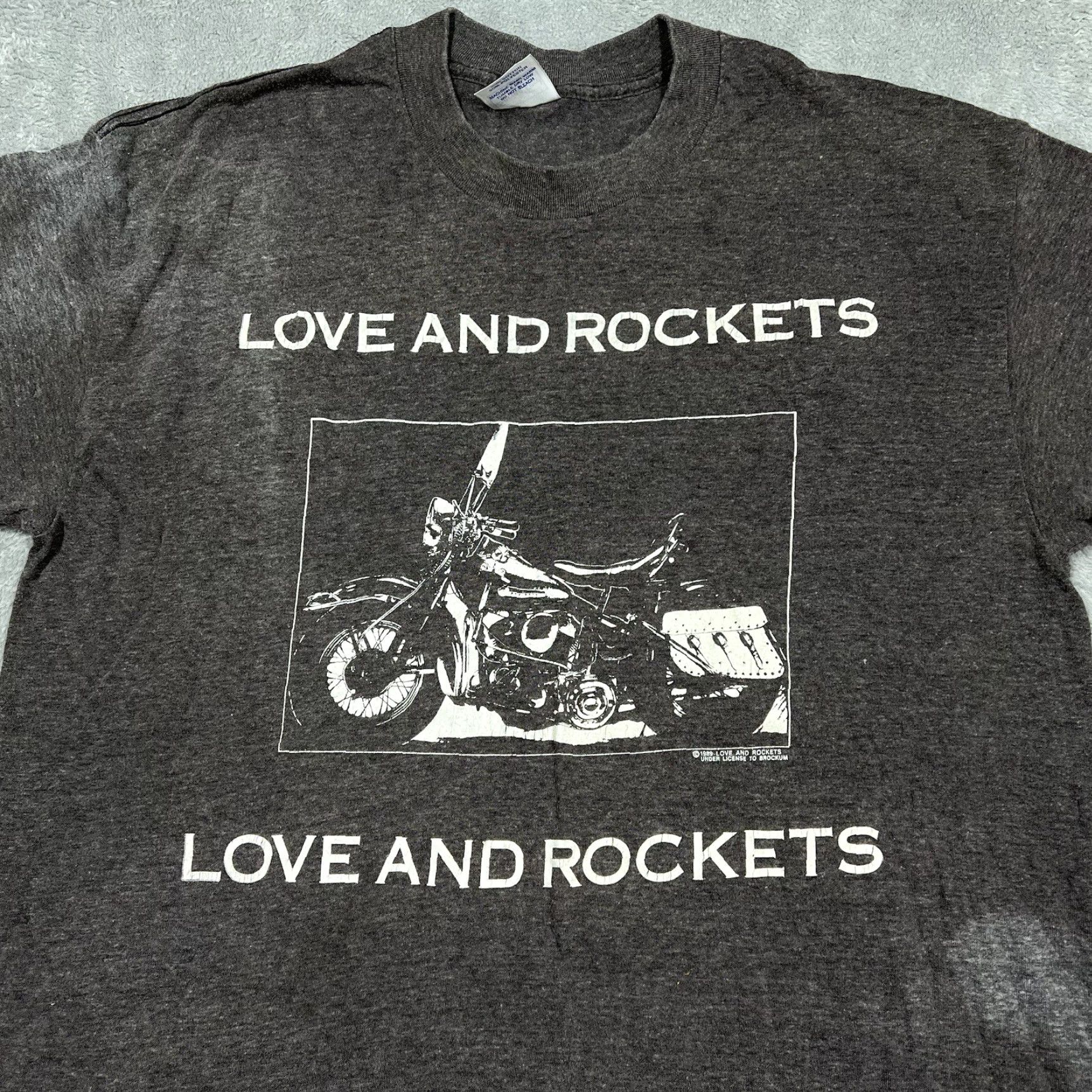 Ford VTG Love and Rockets T-Shirt Mens XL Short Sleeve Crew Neck Cotton Gray Logo Rock Music Band Tour Merch 1989 Mens XL Size US XL / EU 56 / 4 - 3 Thumbnail