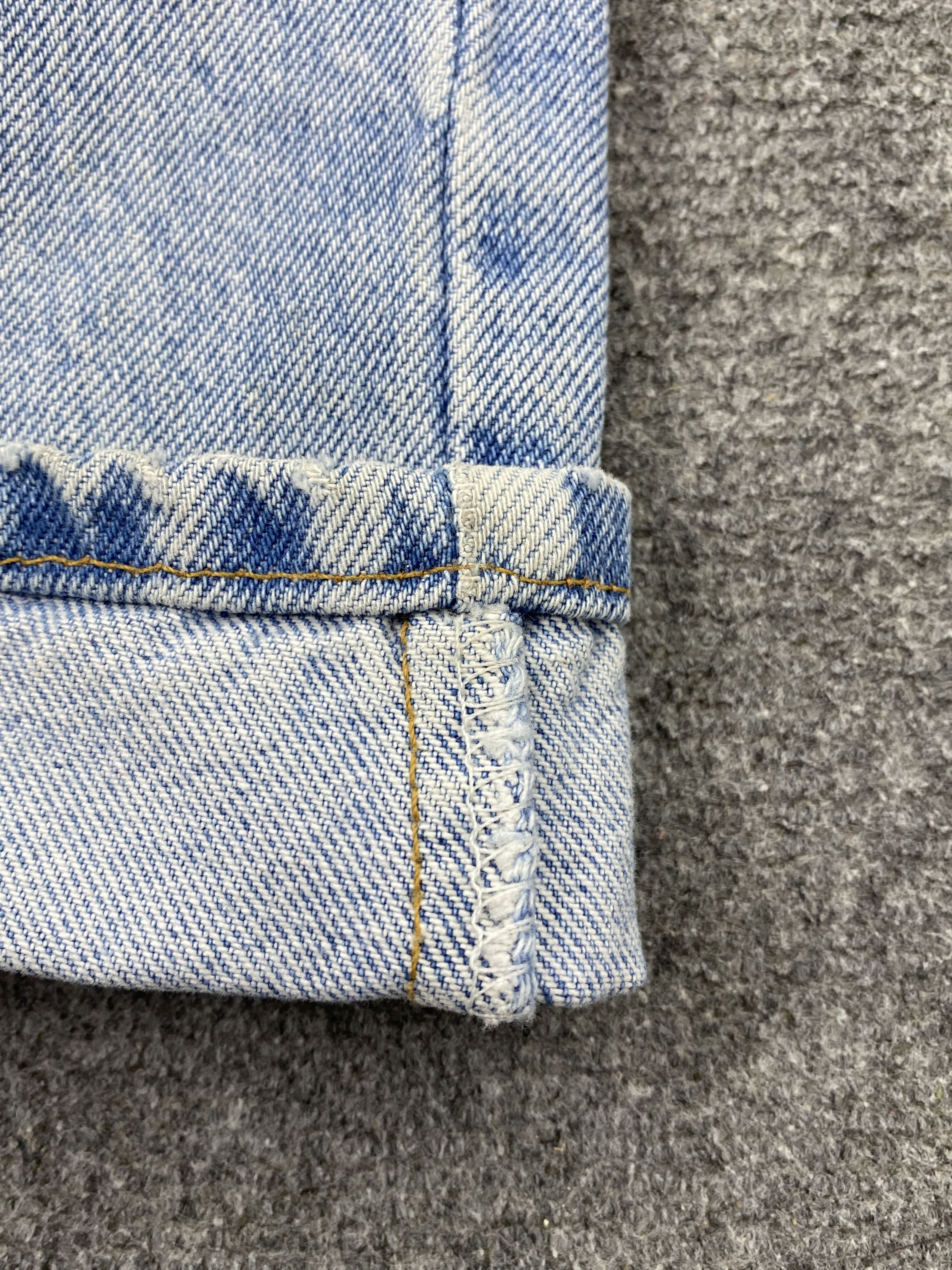 Levi's × Vintage Vintage 90s Levi's 505 Light Washed Orange Tab Jeans Size US 33 - 9 Thumbnail