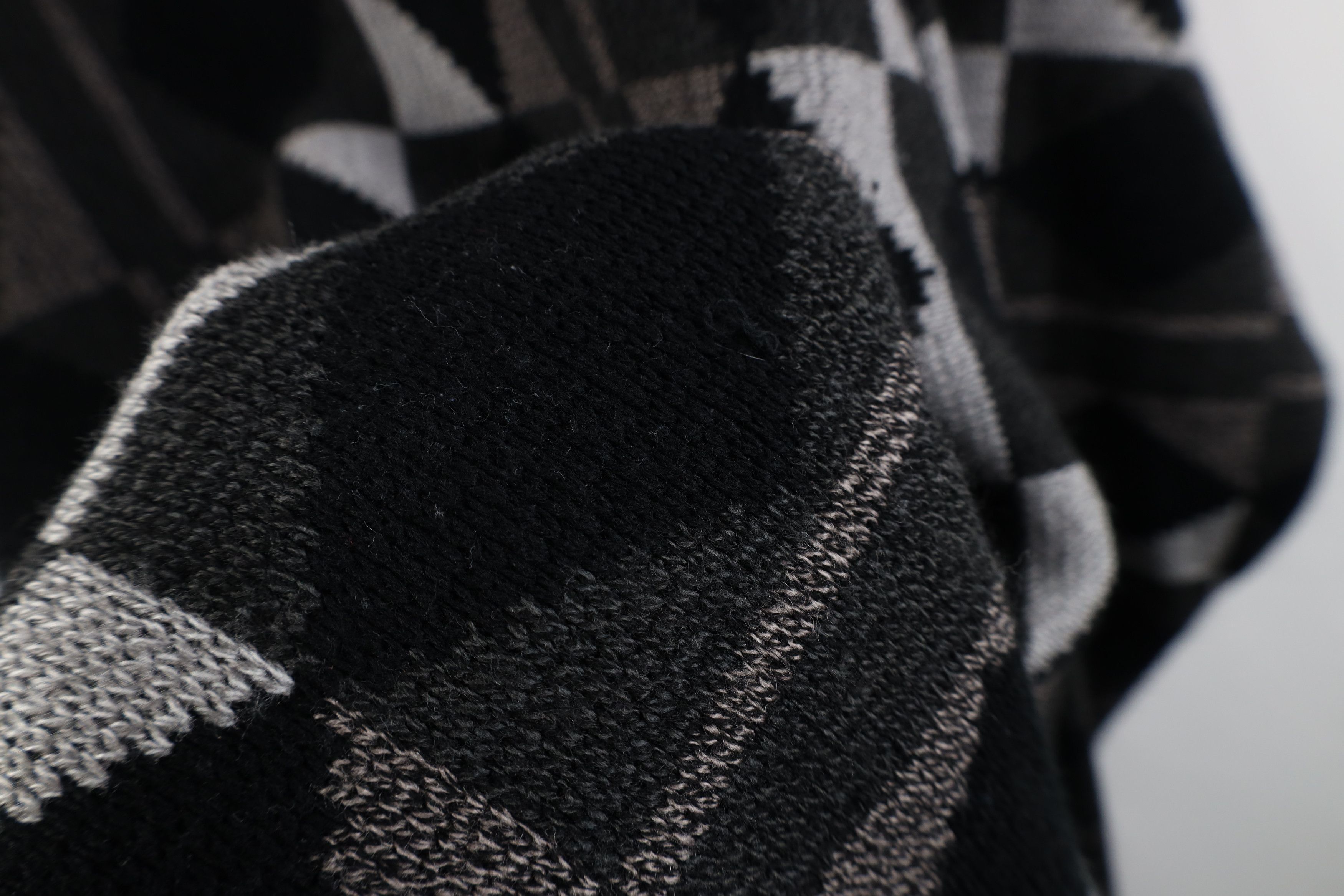 Vintage Vintage 90s Streetwear Geometric Knit Sweater Earth Tone Size US XXL / EU 58 / 5 - 4 Thumbnail