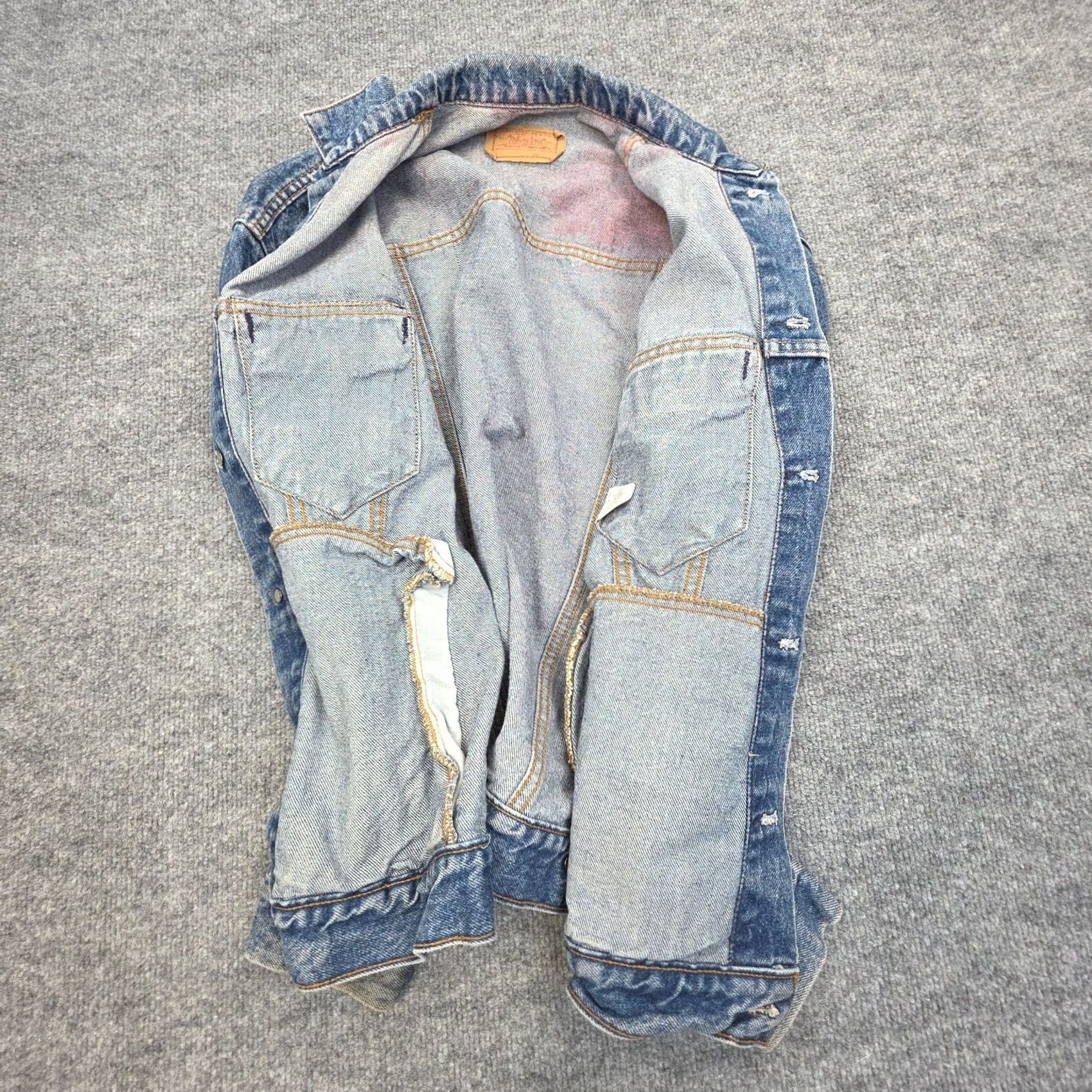 Levi's VINTAGE Levi's Jacket Women's XL Blue Denim Jean 57508 USA Stained Size 40" / US 18 - 3 Thumbnail