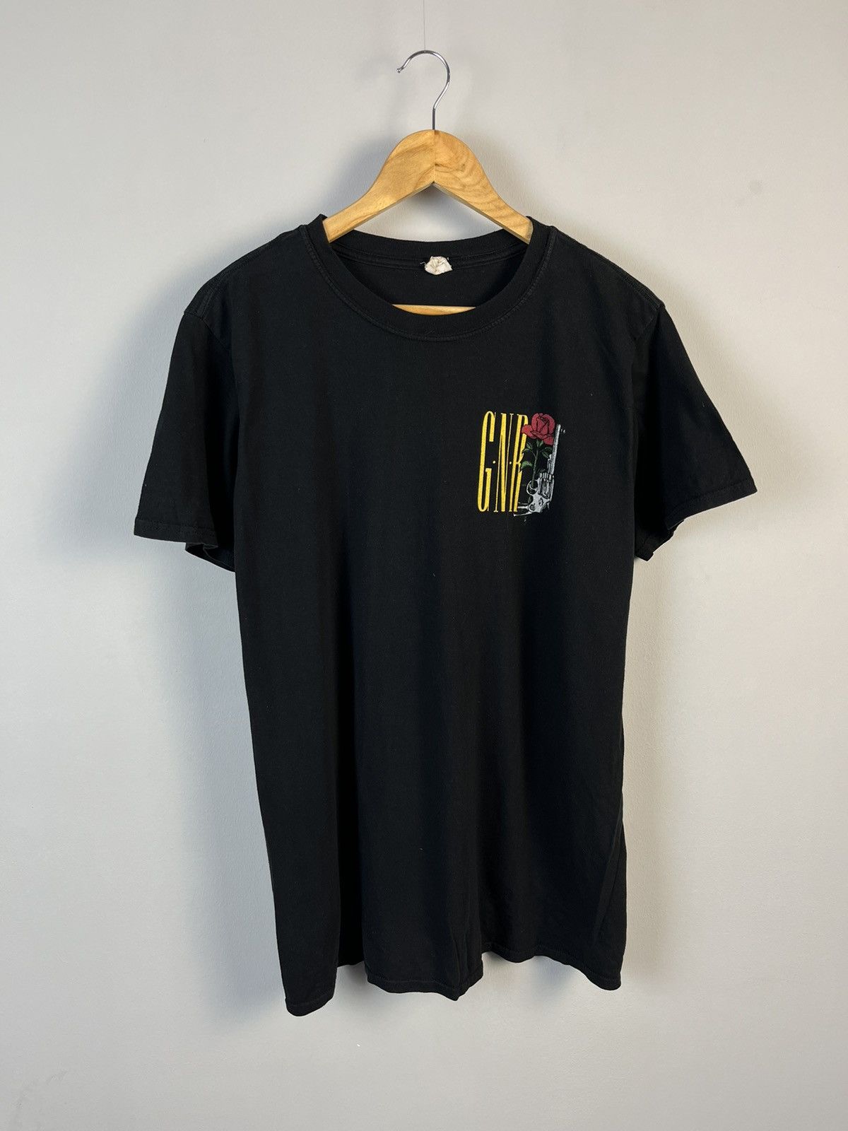 Band Tees × Guns N' Roses Rare Vintage Guns N Roses Band Tee Shirt Size US L / EU 52-54 / 3 - 2 Thumbnail