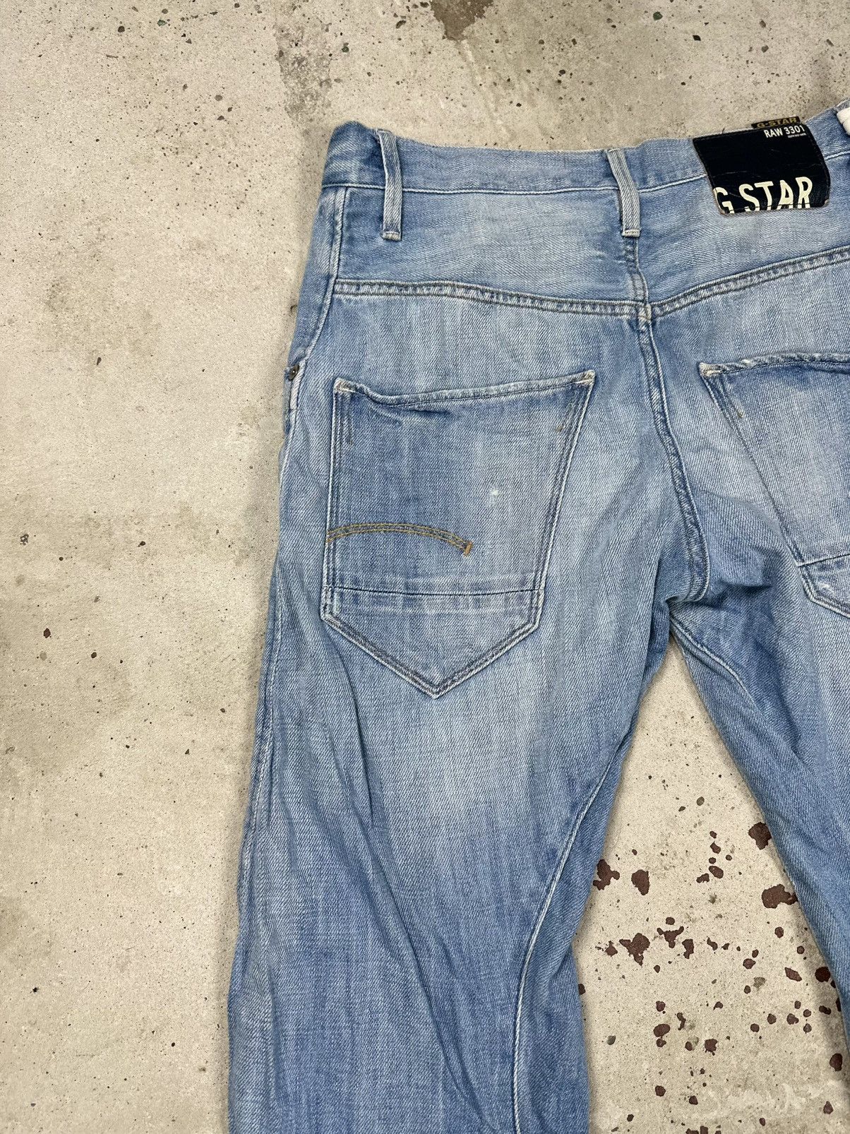 G-Star × Japanese Brand × Vintage Vintage Y2K G Star Raw 3301 Distressed Tapered Denim Jeans Size US 31 - 11 Thumbnail