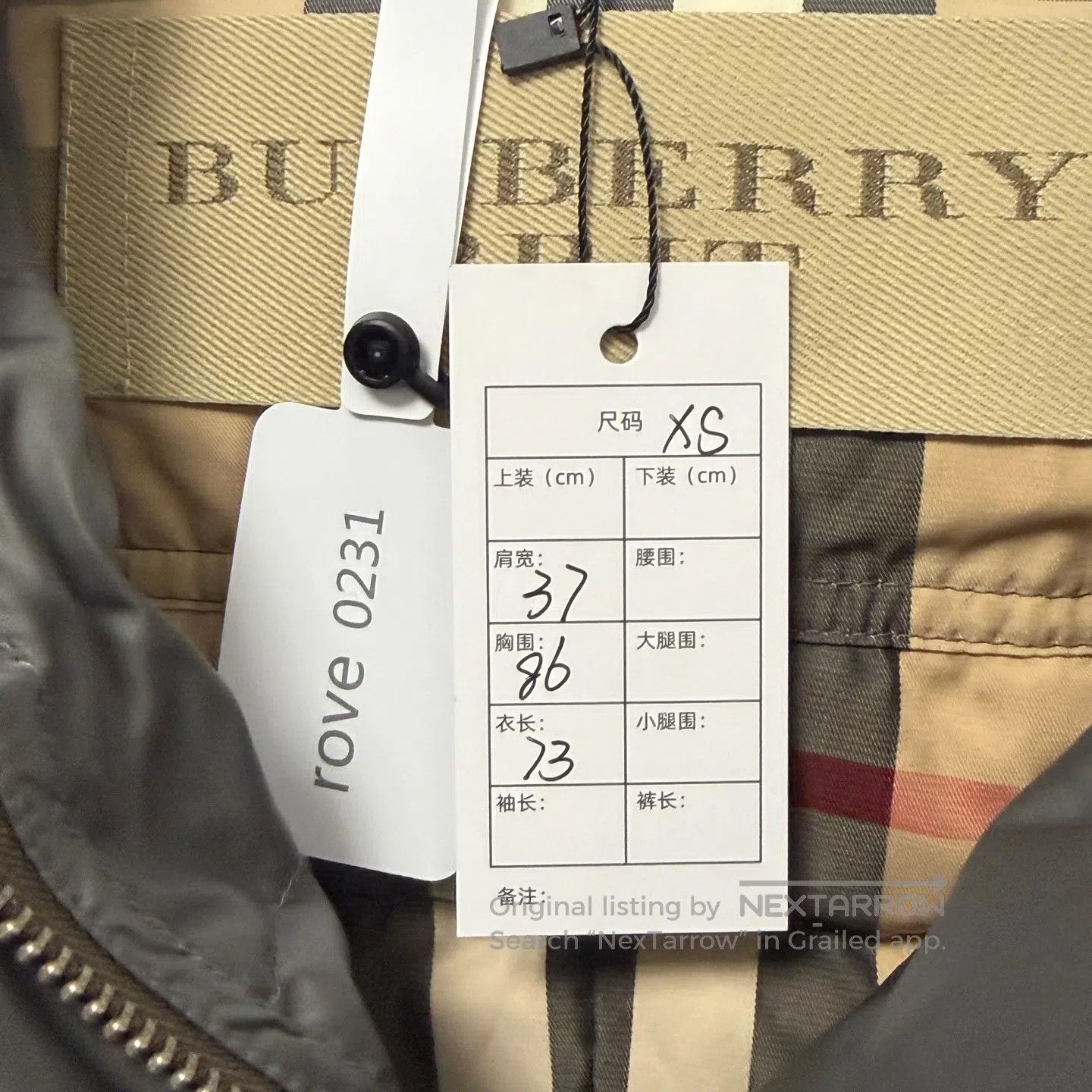 Burberry Burberry Grey Lined Plaid Puffer Jacket| Size XS / US 0-2 / IT 36-38 - 3 Thumbnail