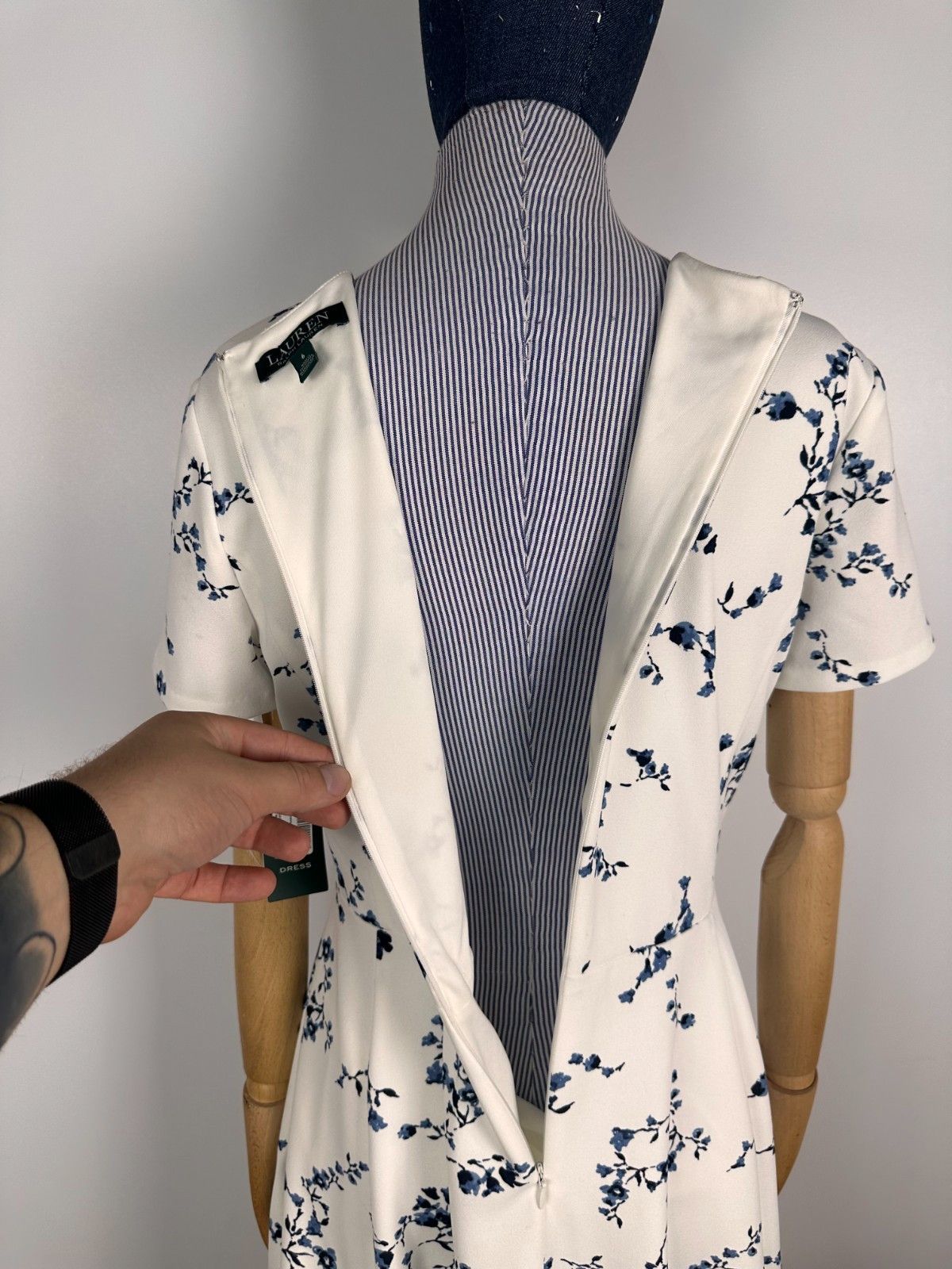 Ralph Lauren Lauren Ralph Lauren White Floral Stretch Sheath Dress Size 6 Size M / US 6-8 / IT 42-44 - 7 Thumbnail