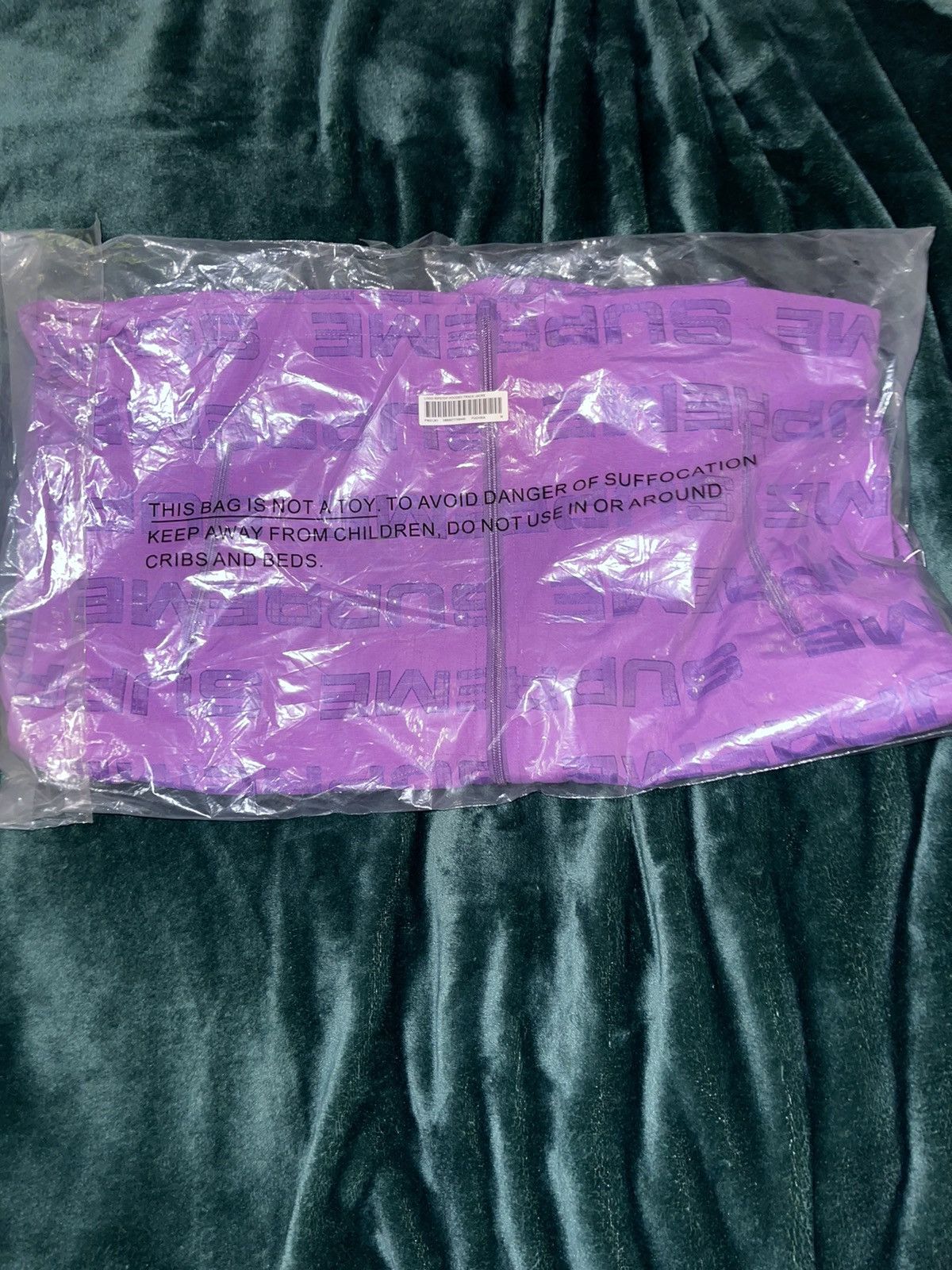 Supreme Supreme Logo Ripstop Hooded Track Jacket ‘Fuchsia’ Size US M / EU 48-50 / 2 - 2 Thumbnail