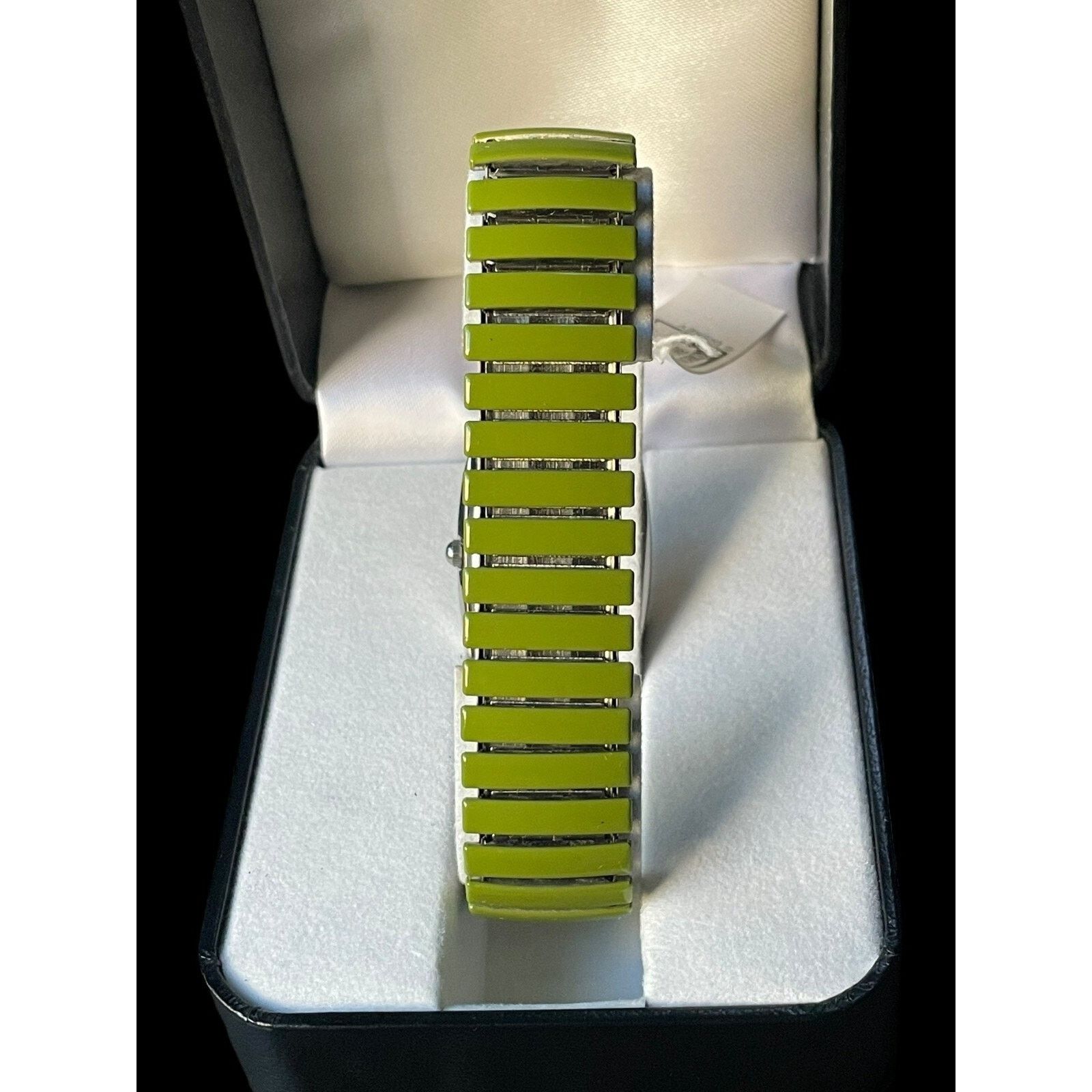 Disney Disney Green Mickey Mouse Camouflage Expansion Band Watch Size ONE SIZE - 3 Thumbnail