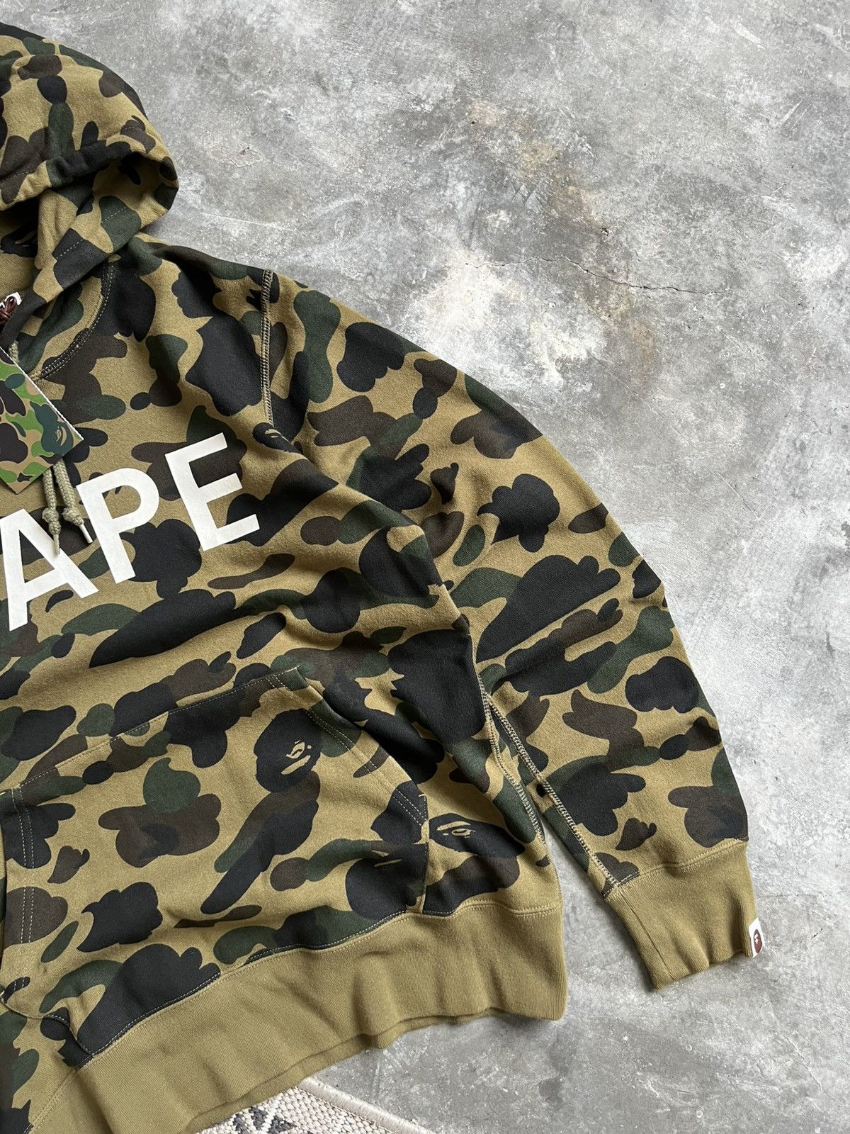 Bape Bape Hoodie Size US L / EU 52-54 / 3 - 4 Thumbnail