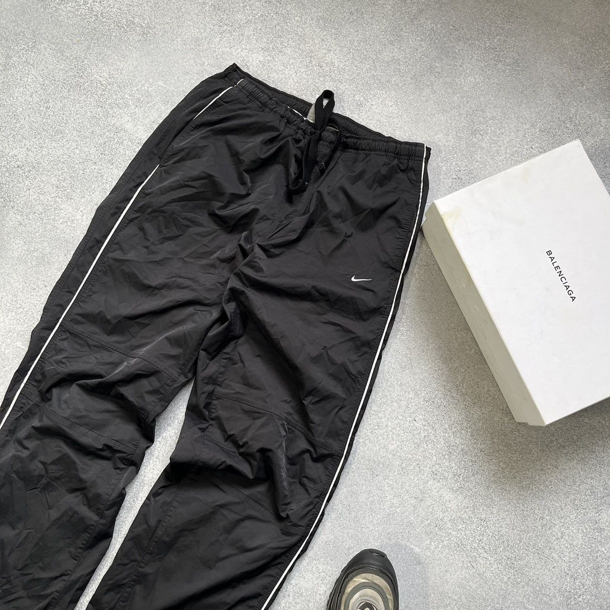 Nike × Vintage Nike vintage nylon pants baggy Size US 34 / EU 50 - 3 Thumbnail
