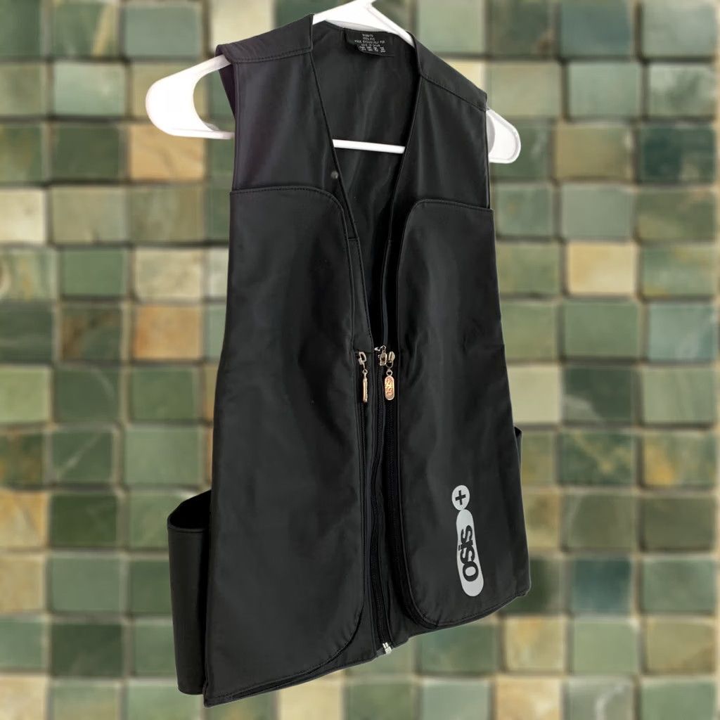 Vintage OSIS Black PVC Zip Vest Men XS S Regular Full Zip Pockets Outdoor Travel Workwear Vest Size US S / EU 44-46 / 1 - 1 Thumbnail