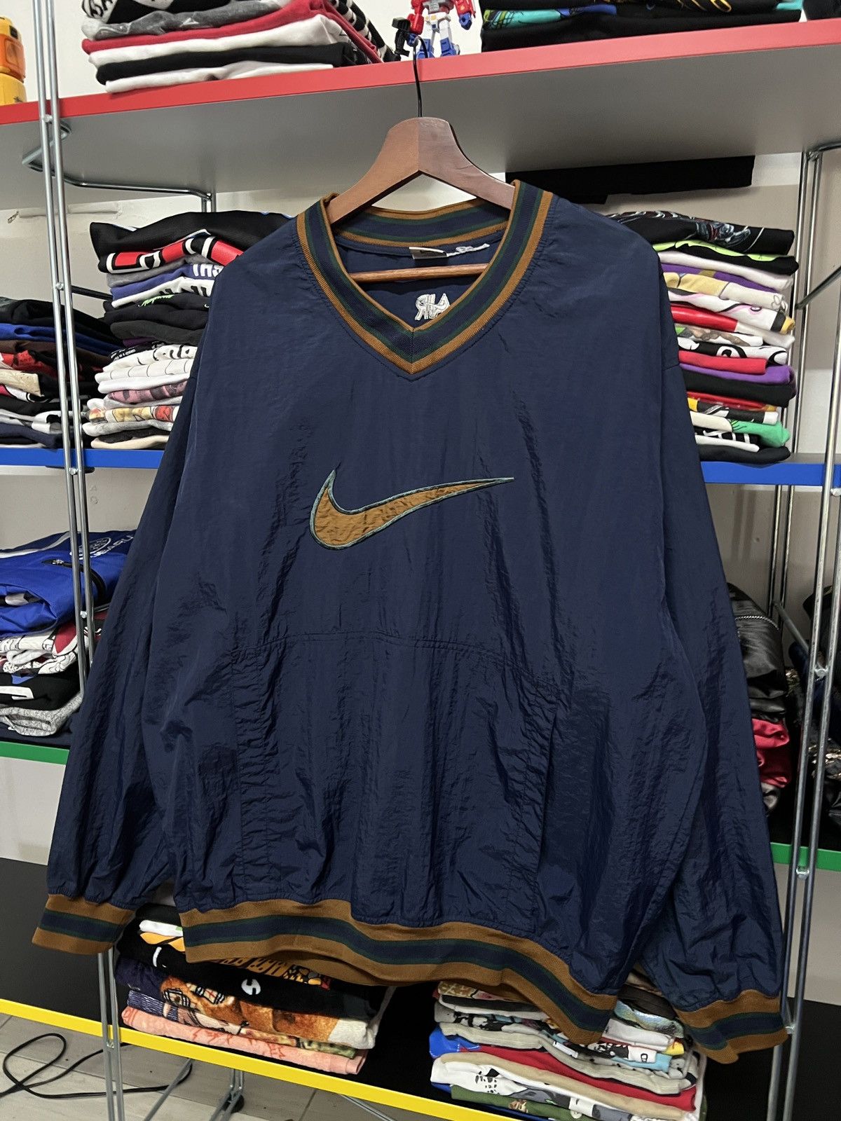 Nike Vintage 90s Nike Big Logo Swoosh Nylon Pullover Size US XL / EU 56 / 4 - 4 Thumbnail