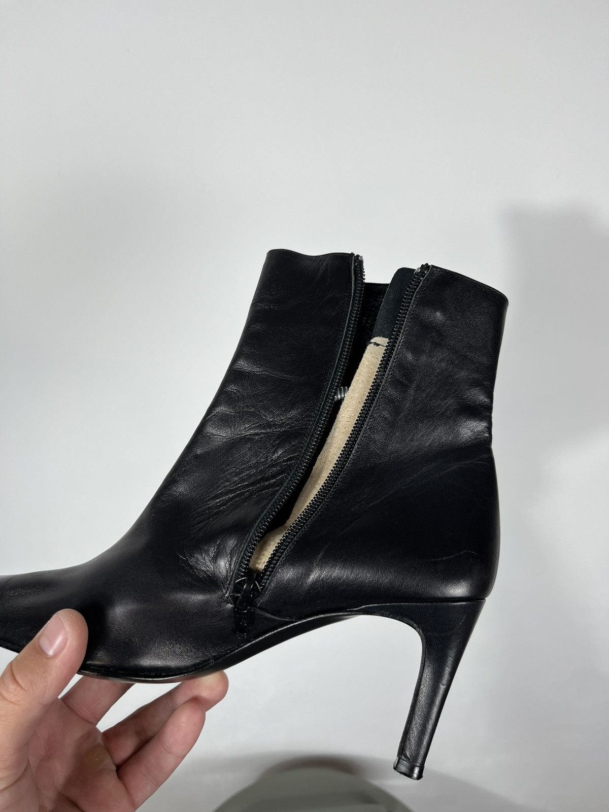 Other Minimalist Pointed Toe Leather Ankle Boots Made in Spain 38 Size US 7.5 / IT 37.5 - 12 Thumbnail