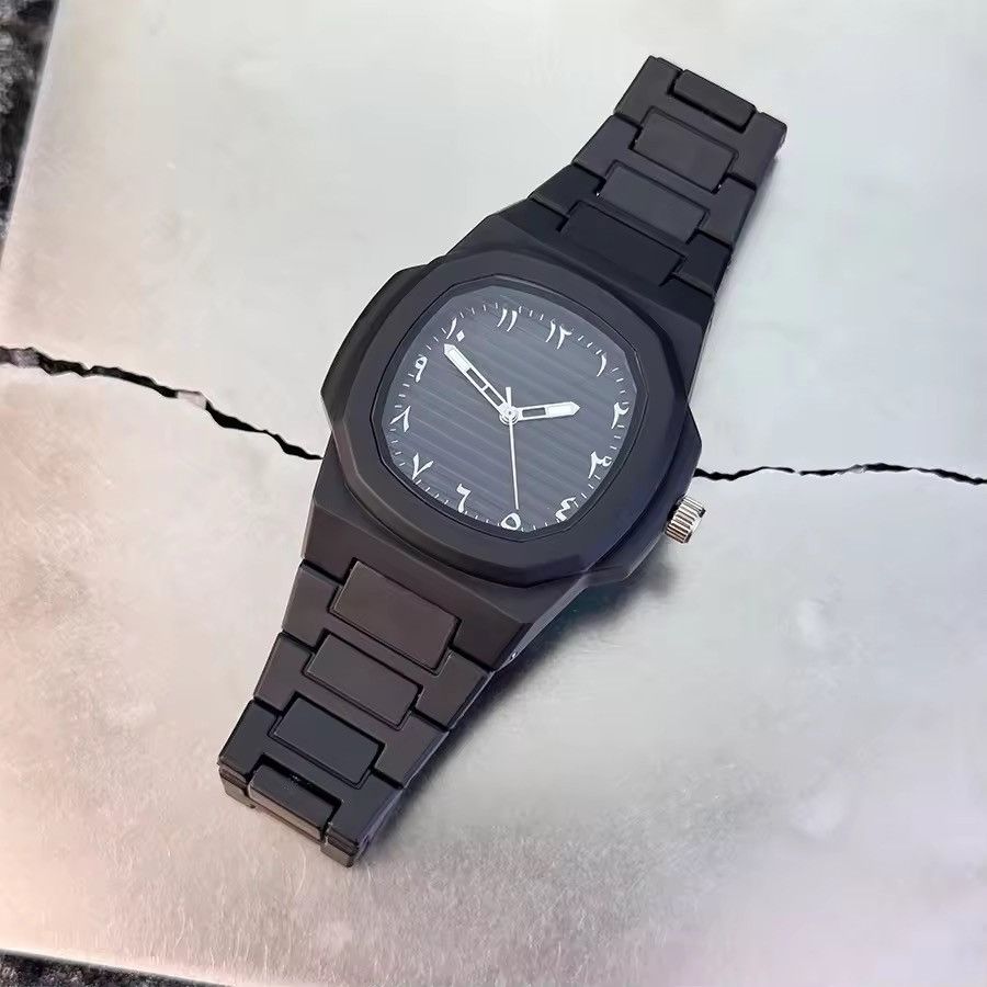 Vintage Arabic Numerals Dial Watch Size ONE SIZE - 5 Thumbnail