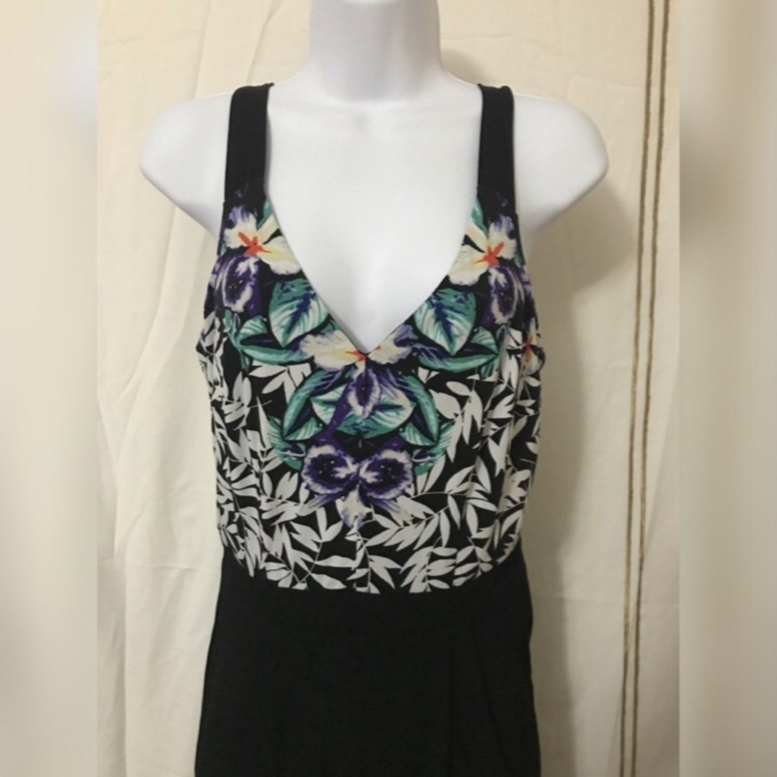 Other Nicole by Nicole Miller Floral Sleeveless Jumpsuit Size 27" / US 4 / IT 40 - 2 Thumbnail