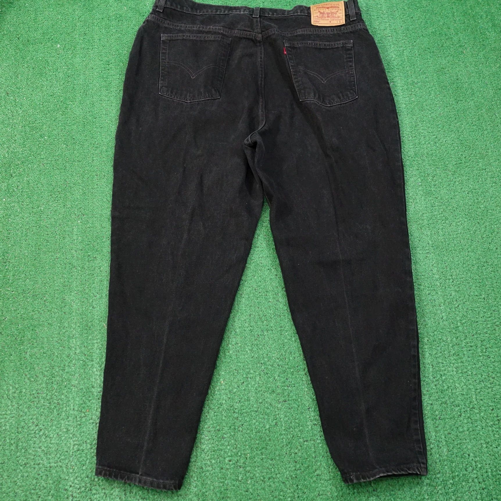 Levi's Vintage Levi's 550 Jeans Men's Relaxed Fit Tapered Black Denim 42x29 Size 42" / US 20 - 4 Thumbnail