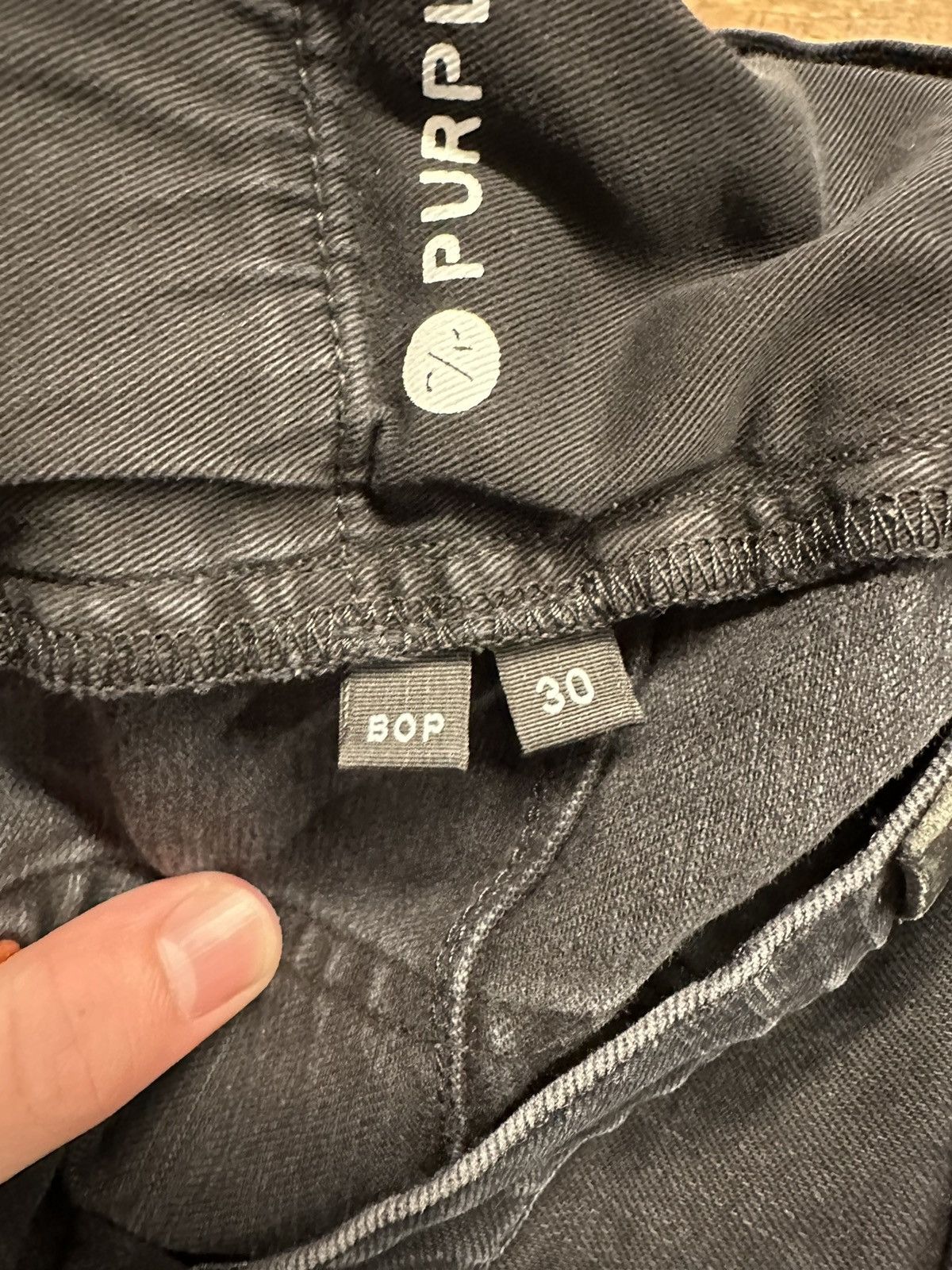 Purple Brand Purple Brand Knee Hole Distressed Black Denim Jeans Size 30 Size US 30 / EU 46 - 6 Thumbnail