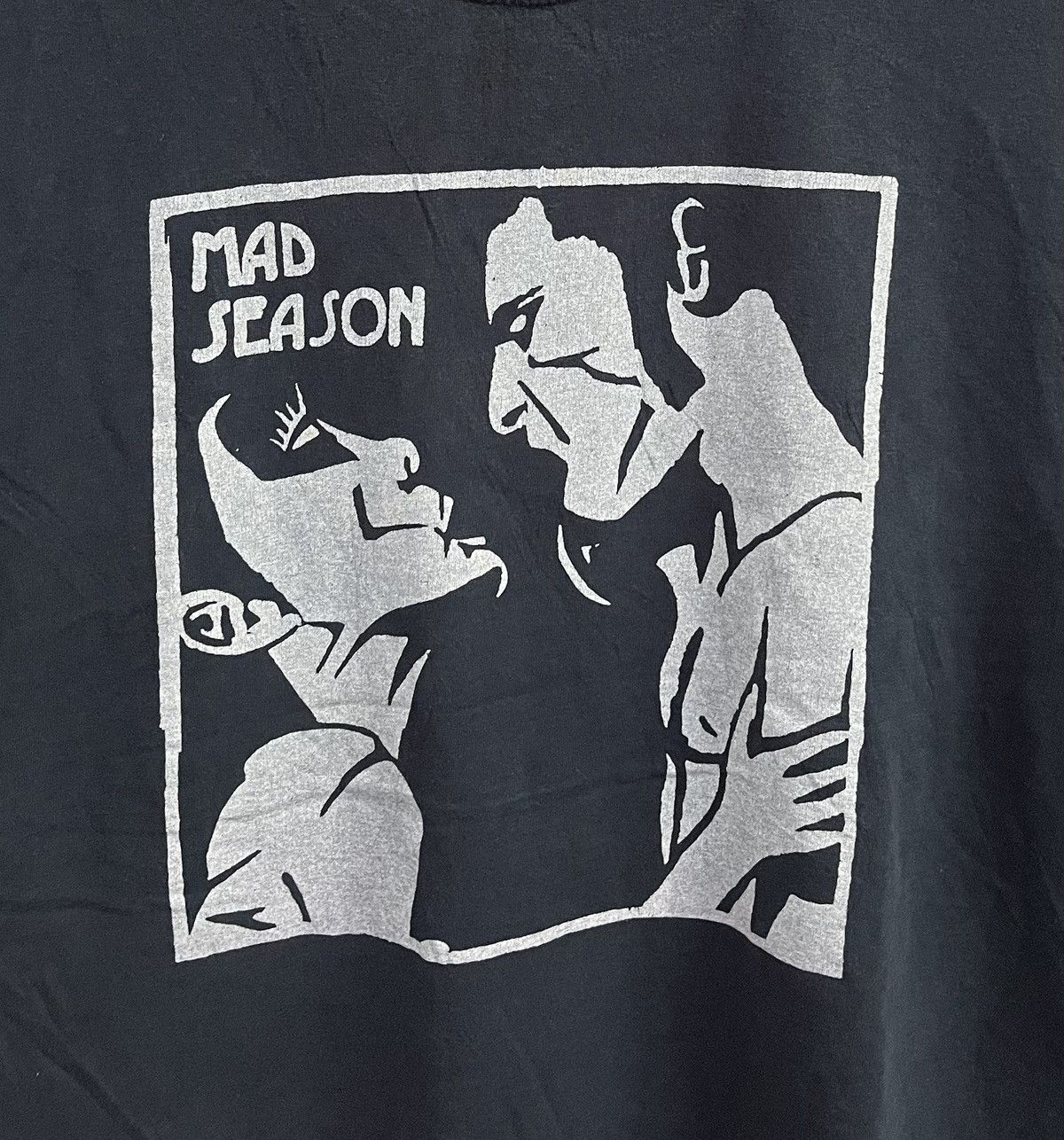Band Tees MAD SEASON - ABOVE Vintage T-Shirt Grunge Punk Rock 90s Y2K Size US M / EU 48-50 / 2 - 3 Thumbnail