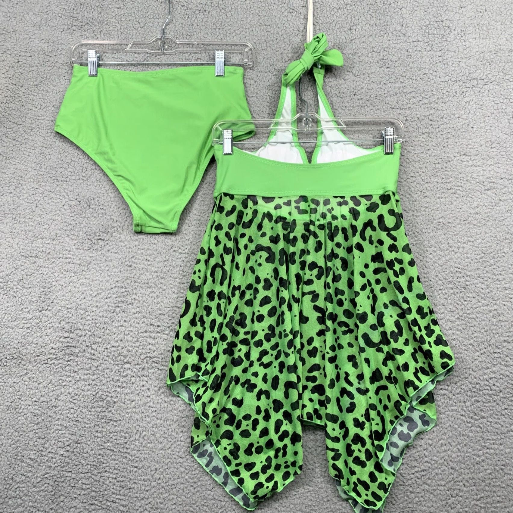 Vintage 2 Piece Tankini Swimsuit Women’s Size Small Green & Black Padded NWOT Size ONE SIZE - 5 Thumbnail