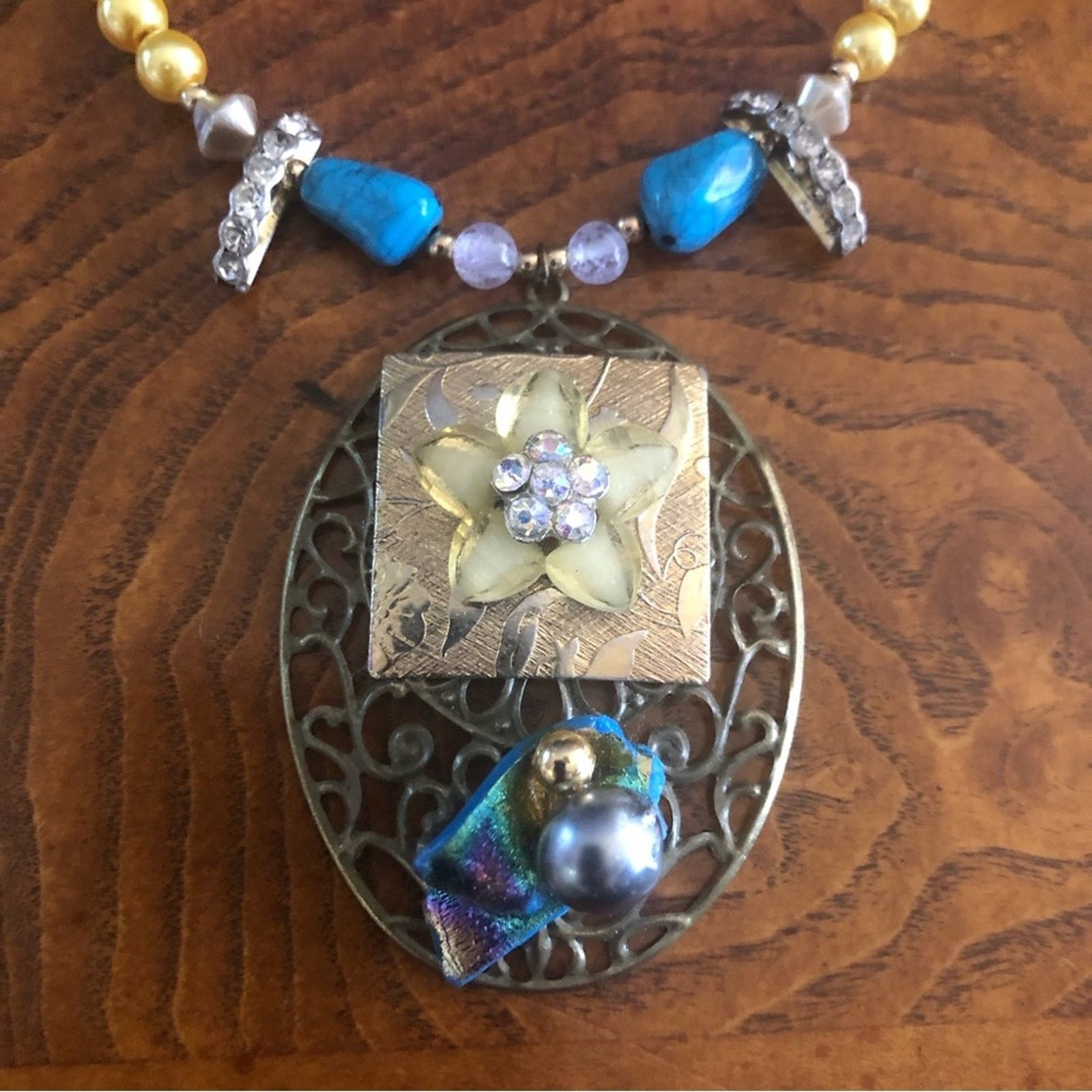 Handmade Handcrafted repurpose art glass Pearl necklace Size ONE SIZE - 9 Thumbnail