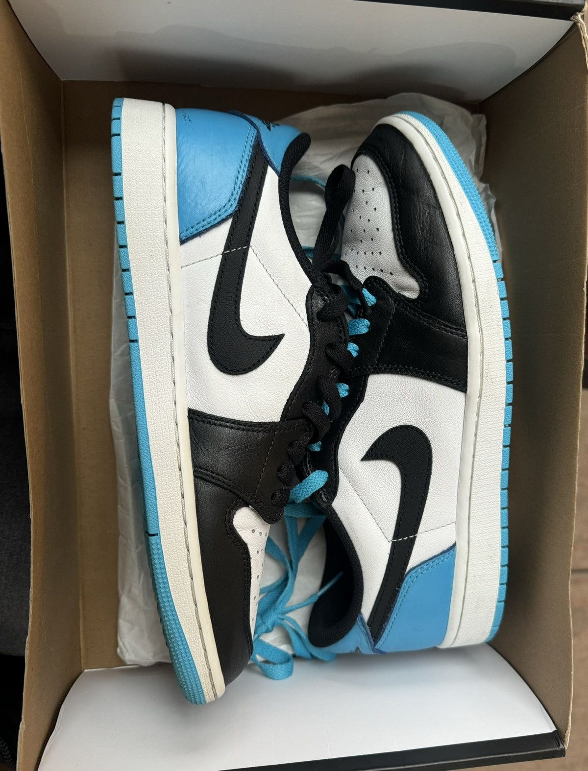 Nike Air Jordan 1 Low “Powder Blue” – Size 10.5 Size US 10.5 / EU 43-44 - 1 Thumbnail
