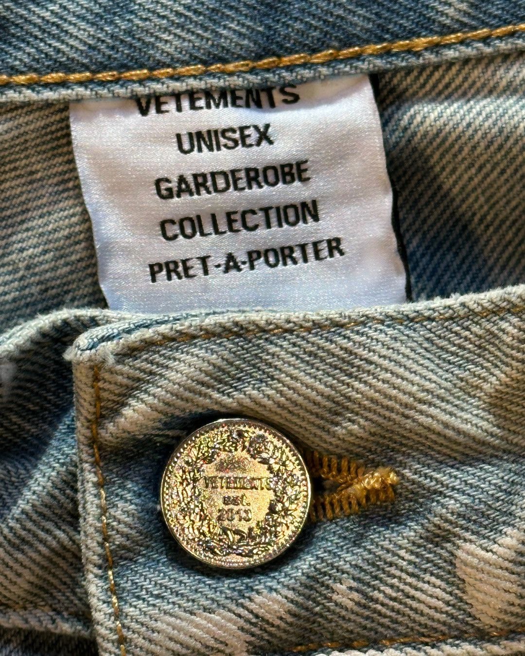 Vetements Vetements Trashed Big Shape Jeans Distressed Light Blue Size US 32 / EU 48 - 5 Thumbnail