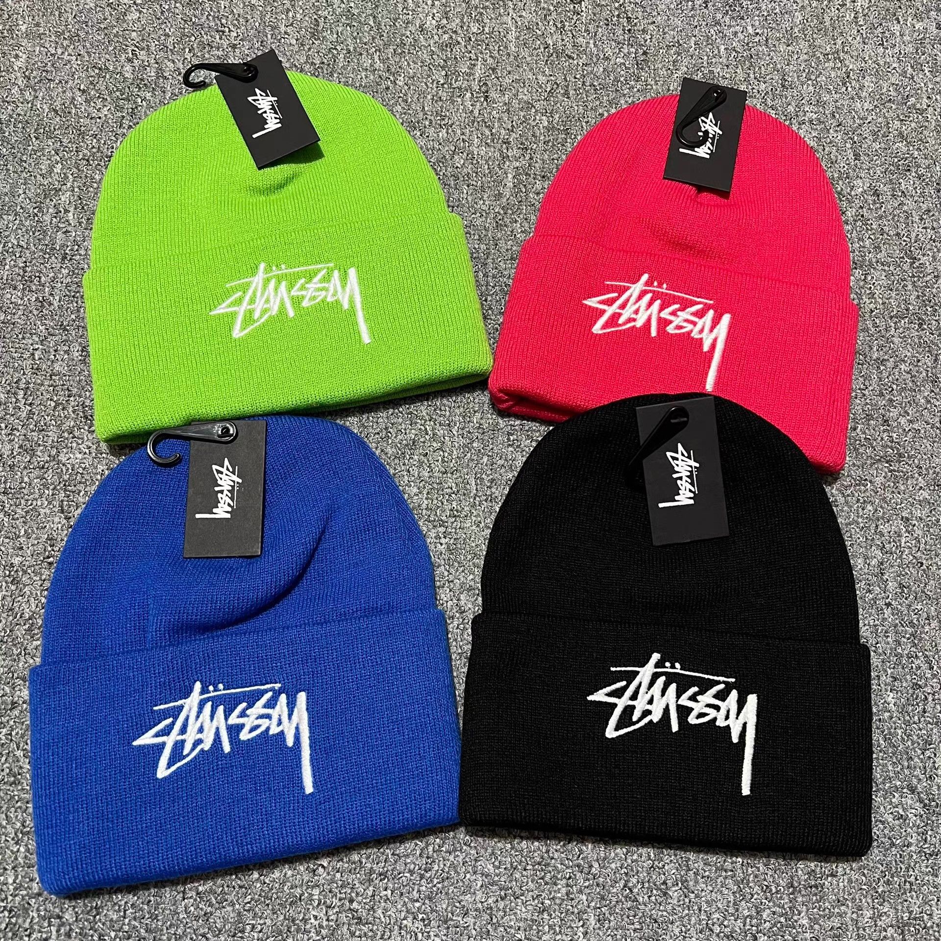 Stussy Stüssy Classic Embroidered Large Logo Knit Beanie Q7 Size ONE SIZE - 1 Thumbnail